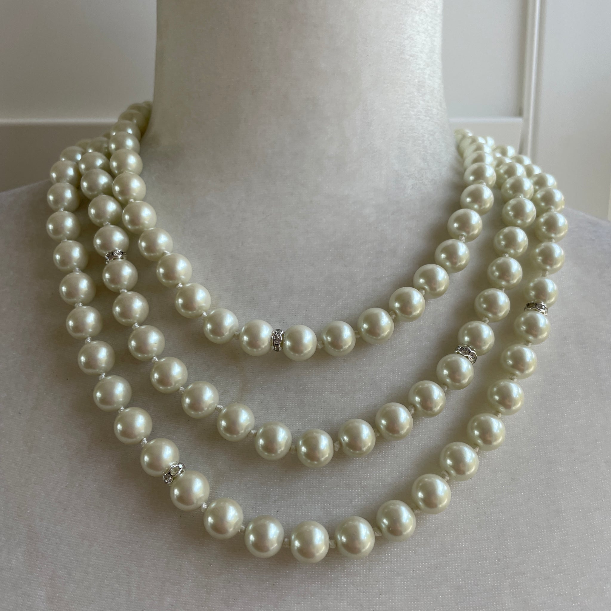 80s Pearl glass necklace 