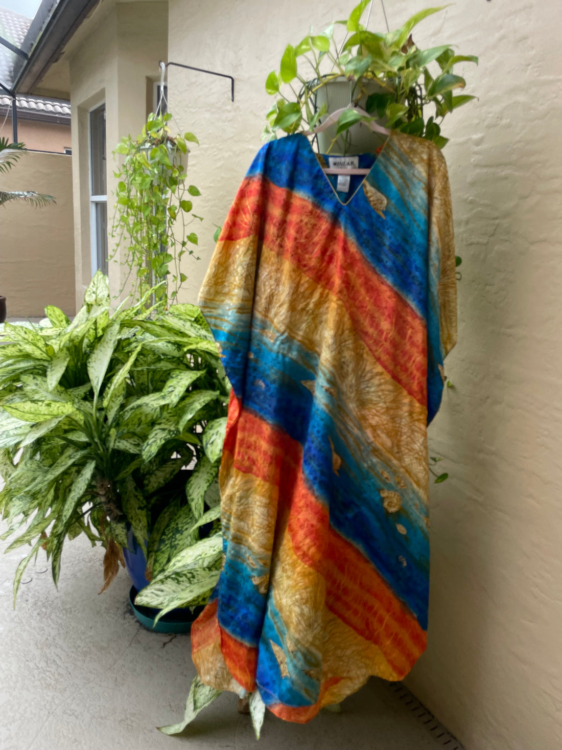 2000s Gorgeous Multicolored Abstract Lounge Caftan. Plus Size