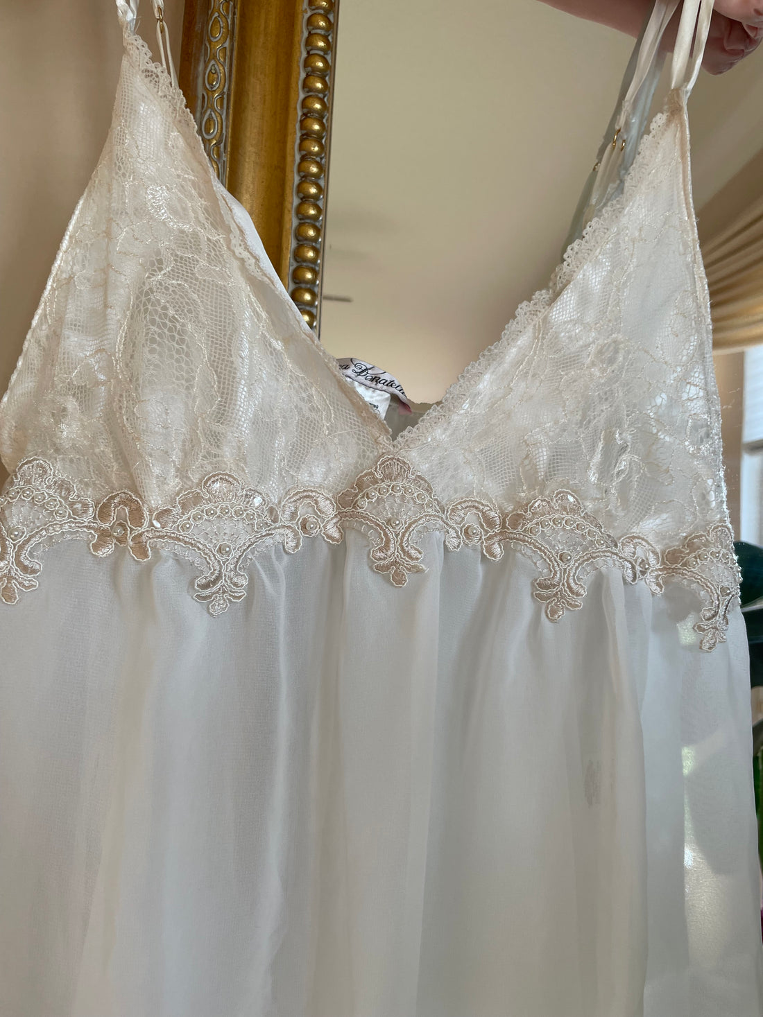 Lovely Sheer Poly Lace Applique Glass Pearl Accent Lingerie Chemise. S/M