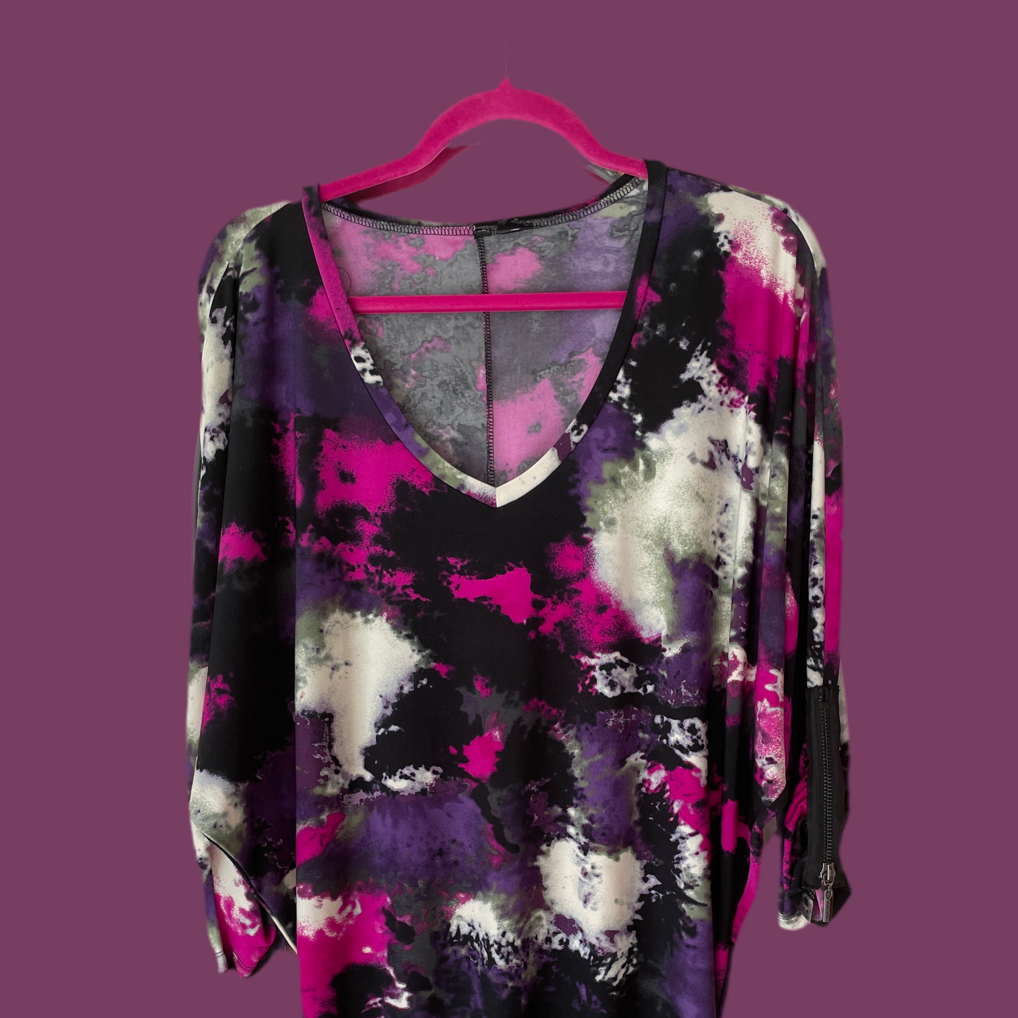 2000s Abstract Poly Pullover Zip Closure on Sleeve Casual Short Dress M