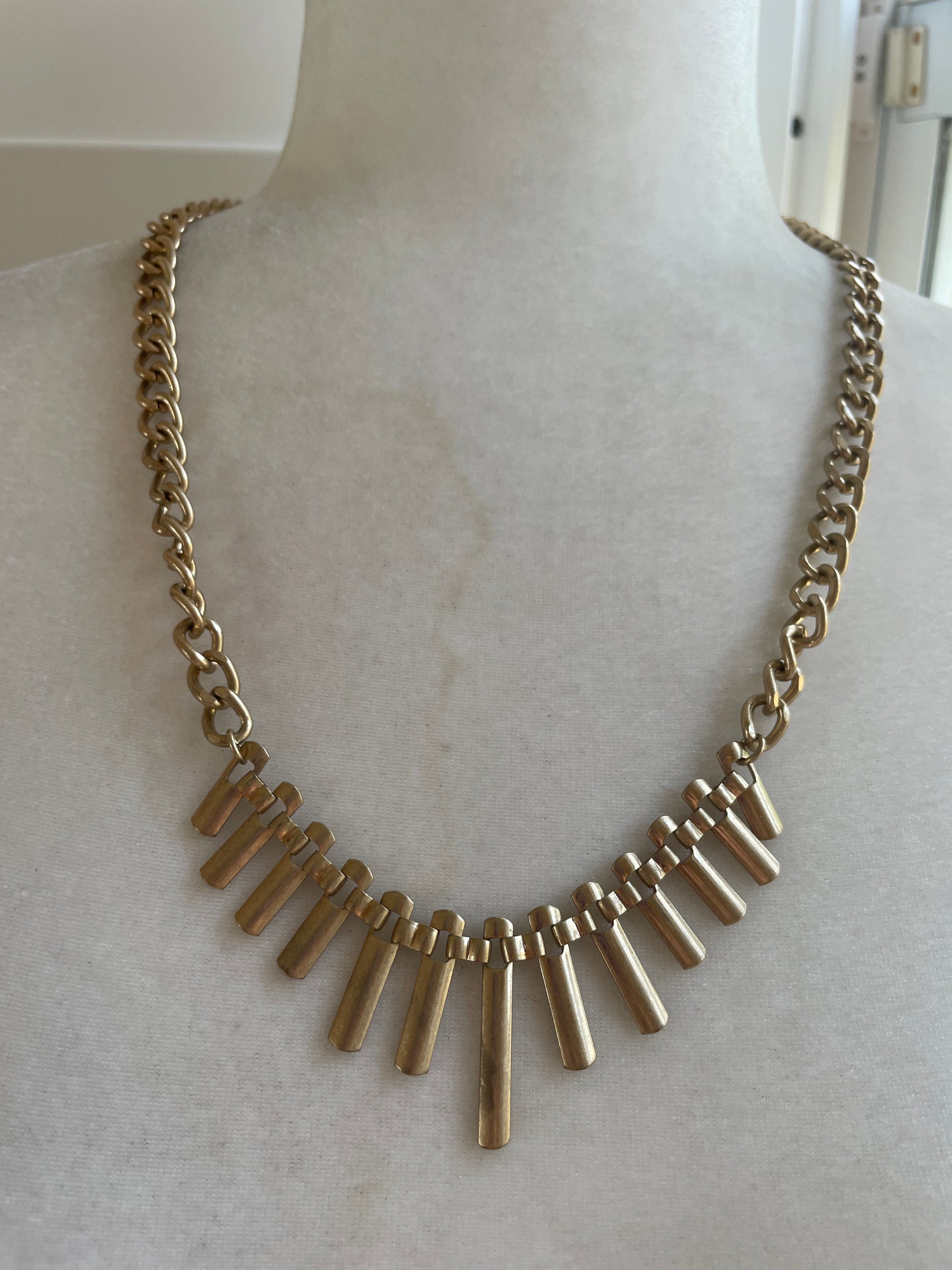 80s Egyptian Style Necklace  80s Gold Tone Spiked Egyptian Style Necklace