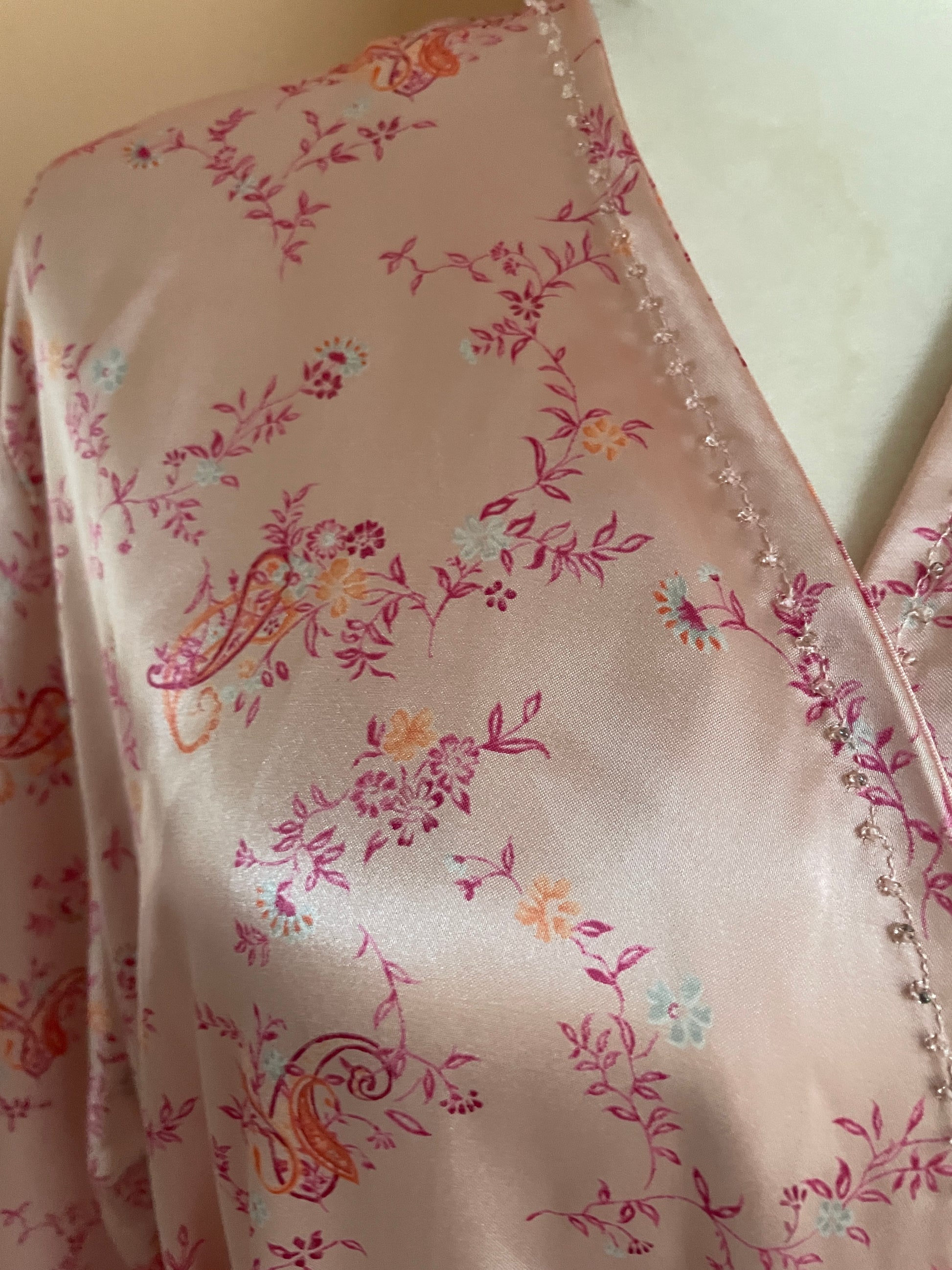 80s Jones of New York Pink Floral Paisley Wrap Lingerie Robe M