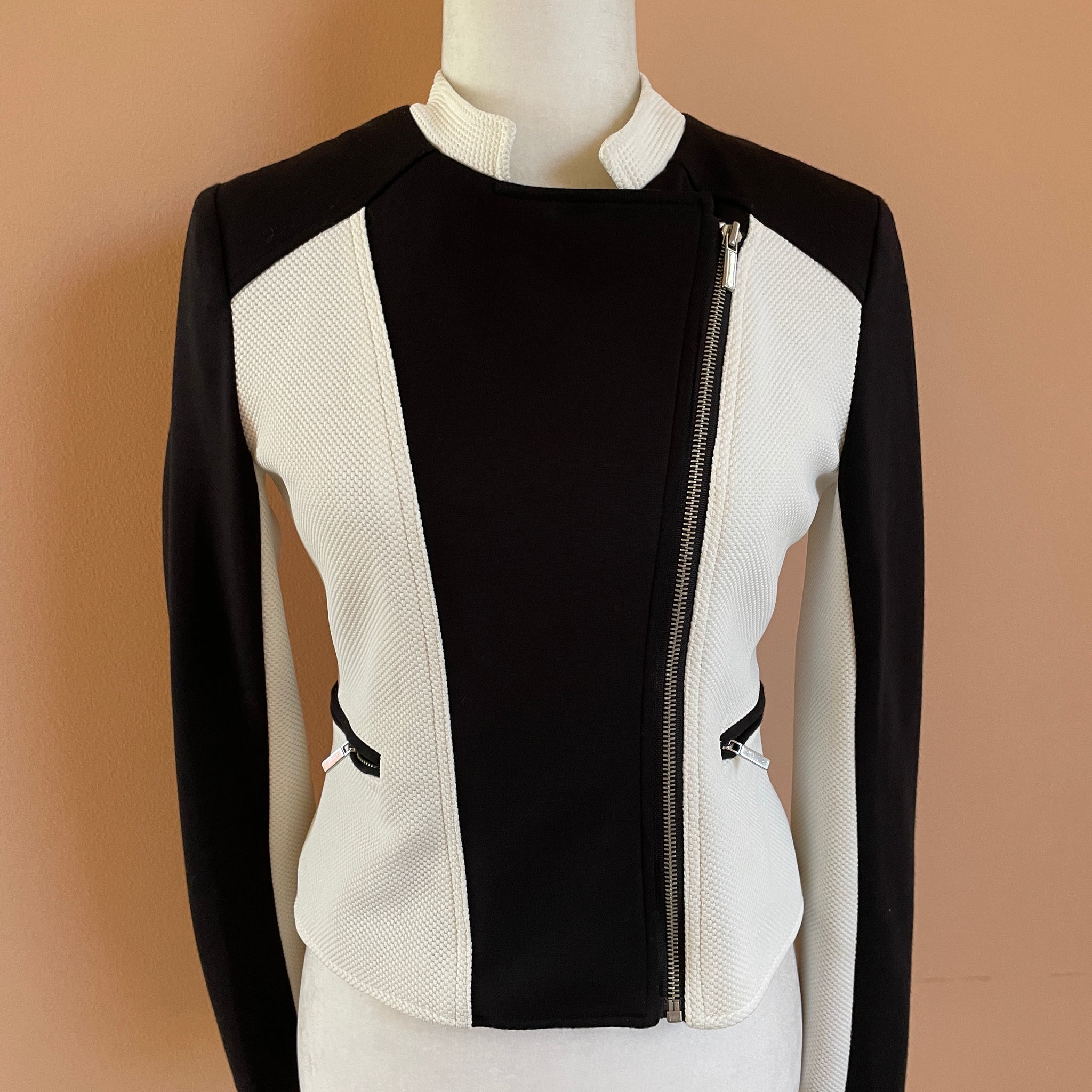 2000s Black White Poly Lined Zip Pockets Zip Front Stylish Jacket X/S