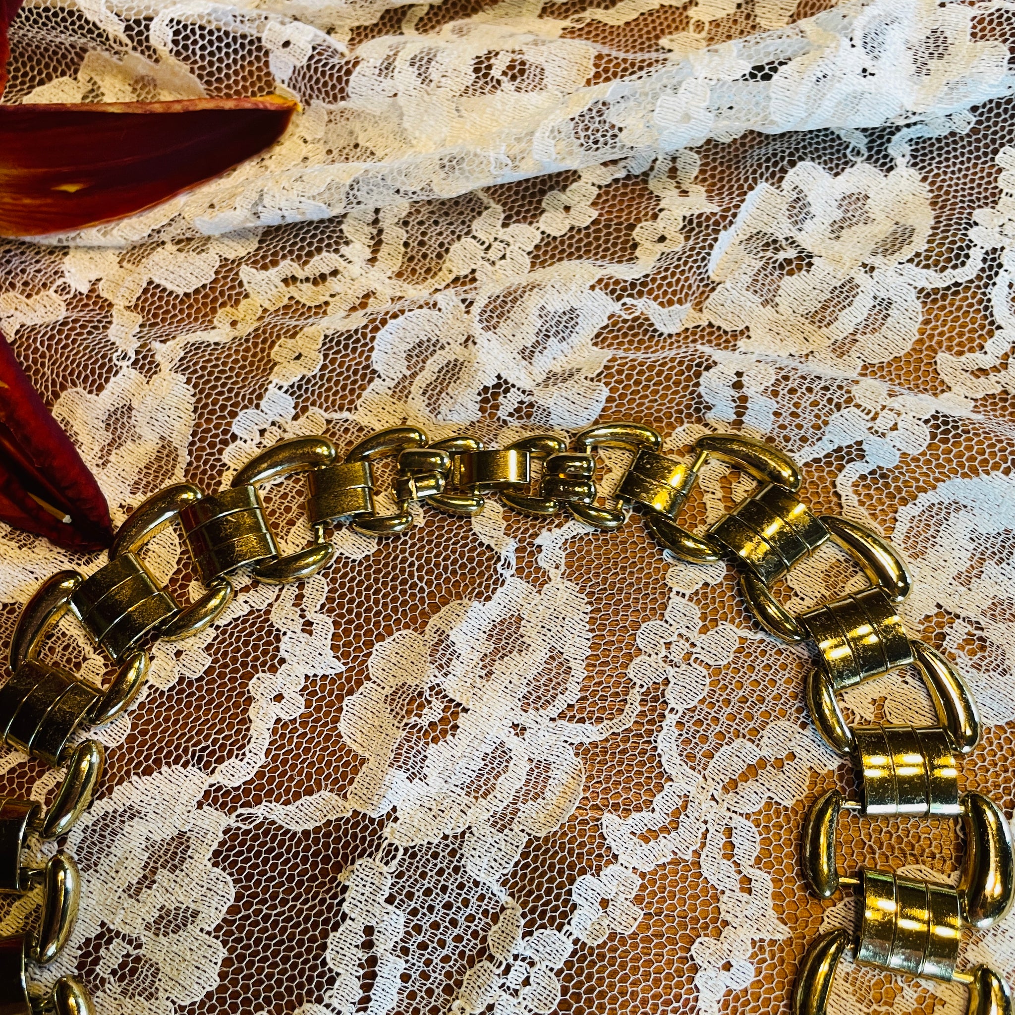 80s Vintage Gold Tone Link Statement Choker Necklace