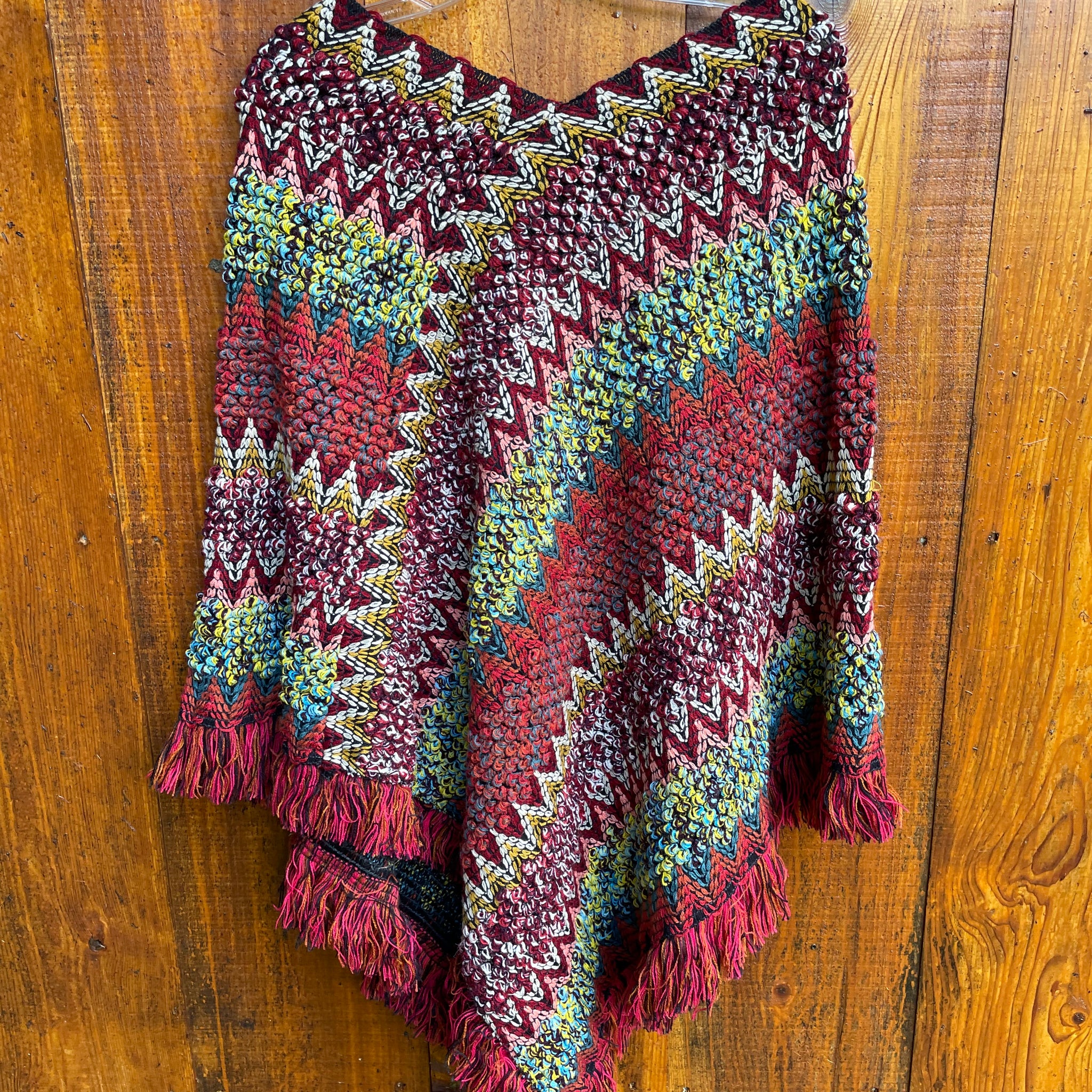 Casual Loose Fit Autumn-Winter Multicolor Fringed Knit Poncho