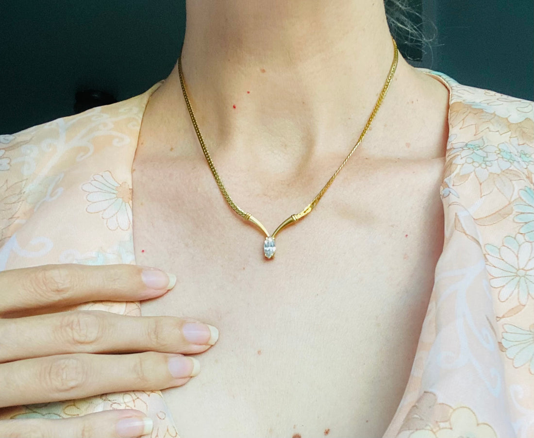 Avon Elegant Marquise Pendant Necklace