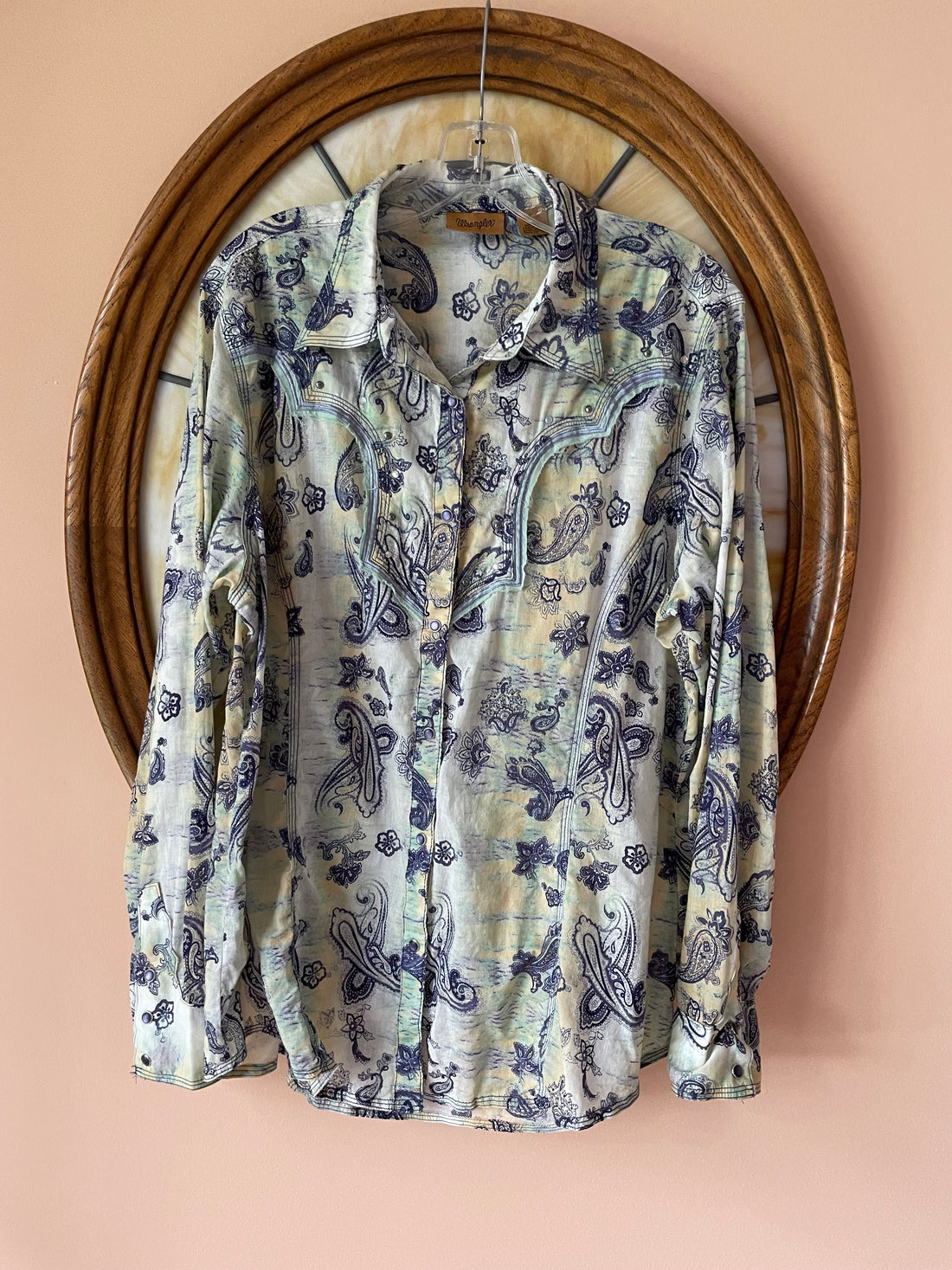 Wrangler 100% Cotton Tie Dye  Beaded Women’s Western Shirt. X/L