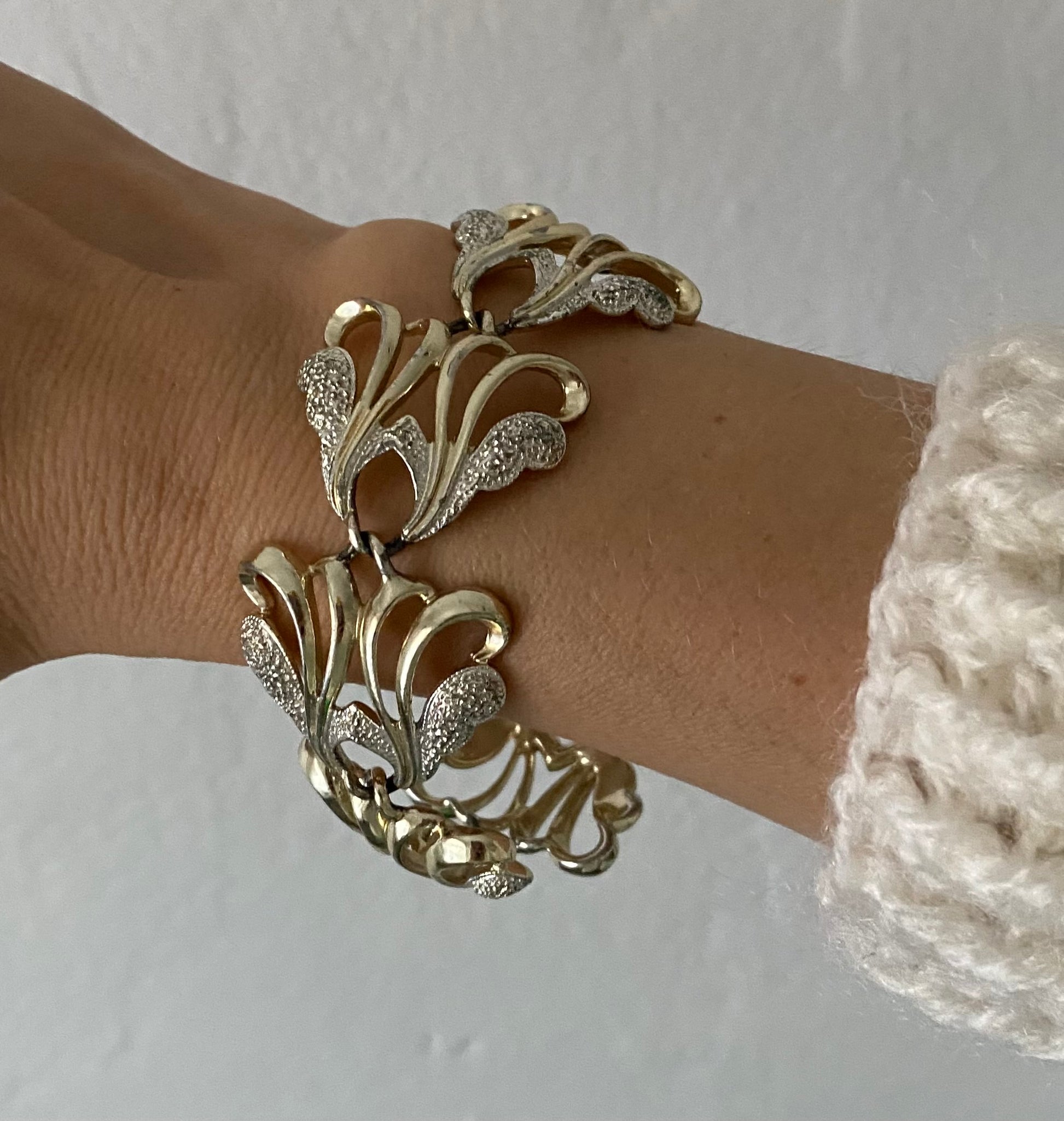 70s Vintage Sarah Coventry Gold Silver Tone Elegant Design Bracelet