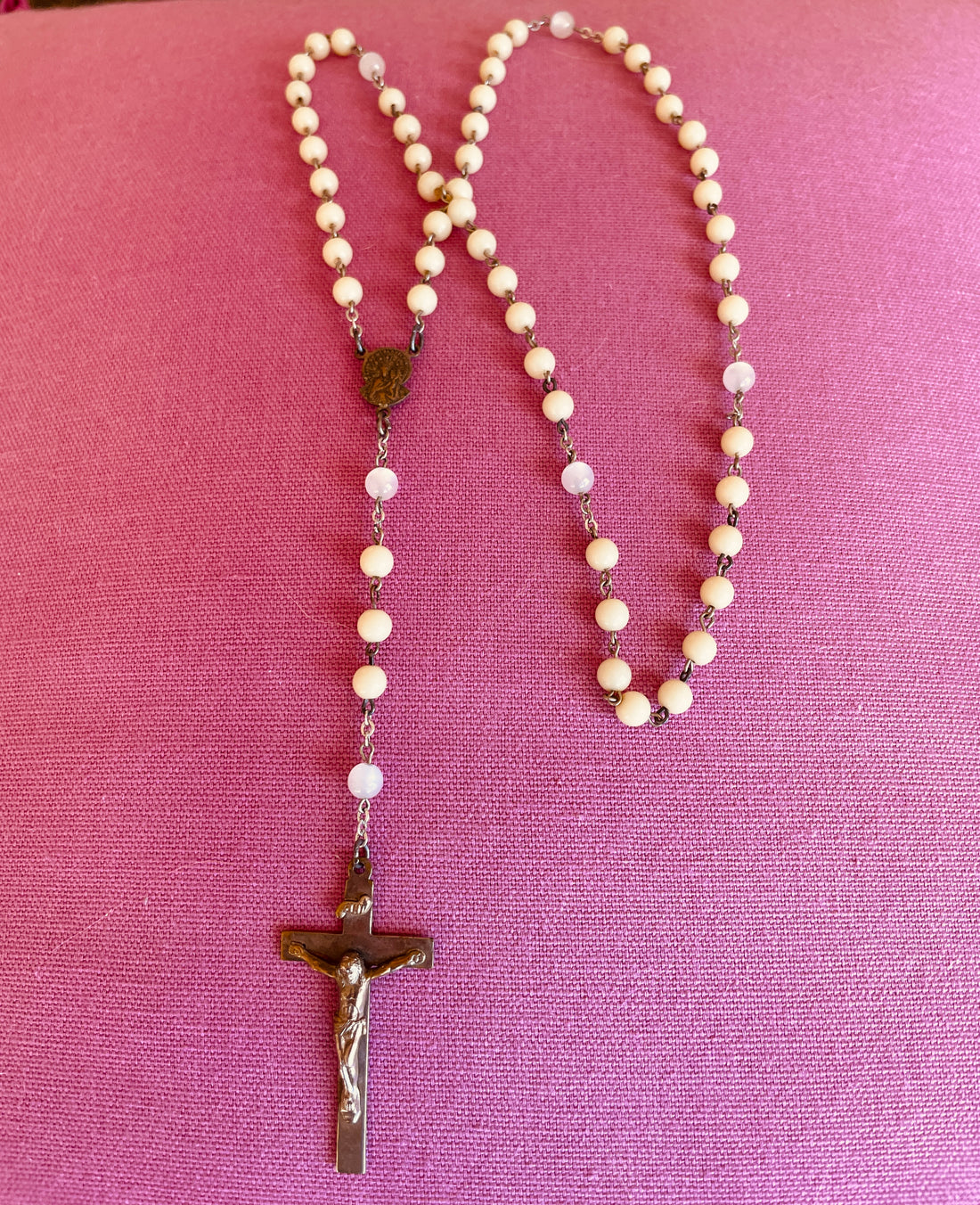 80s Vintage Silver Tone Italy Beaded Rosary Crucifix Necklace