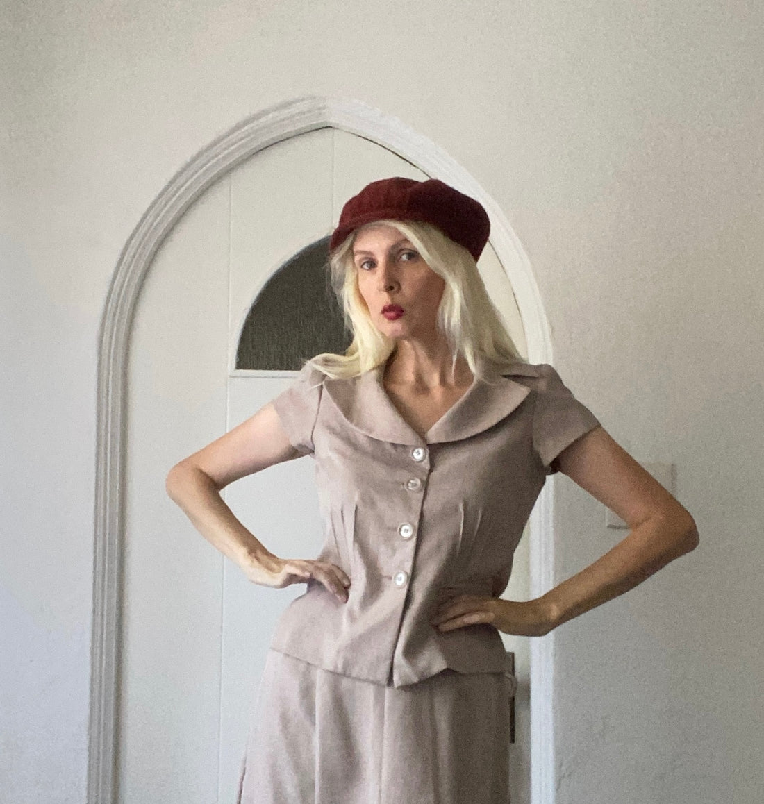 80s Vintage Beige Poly 2 Piece Skirt Suit S/M
