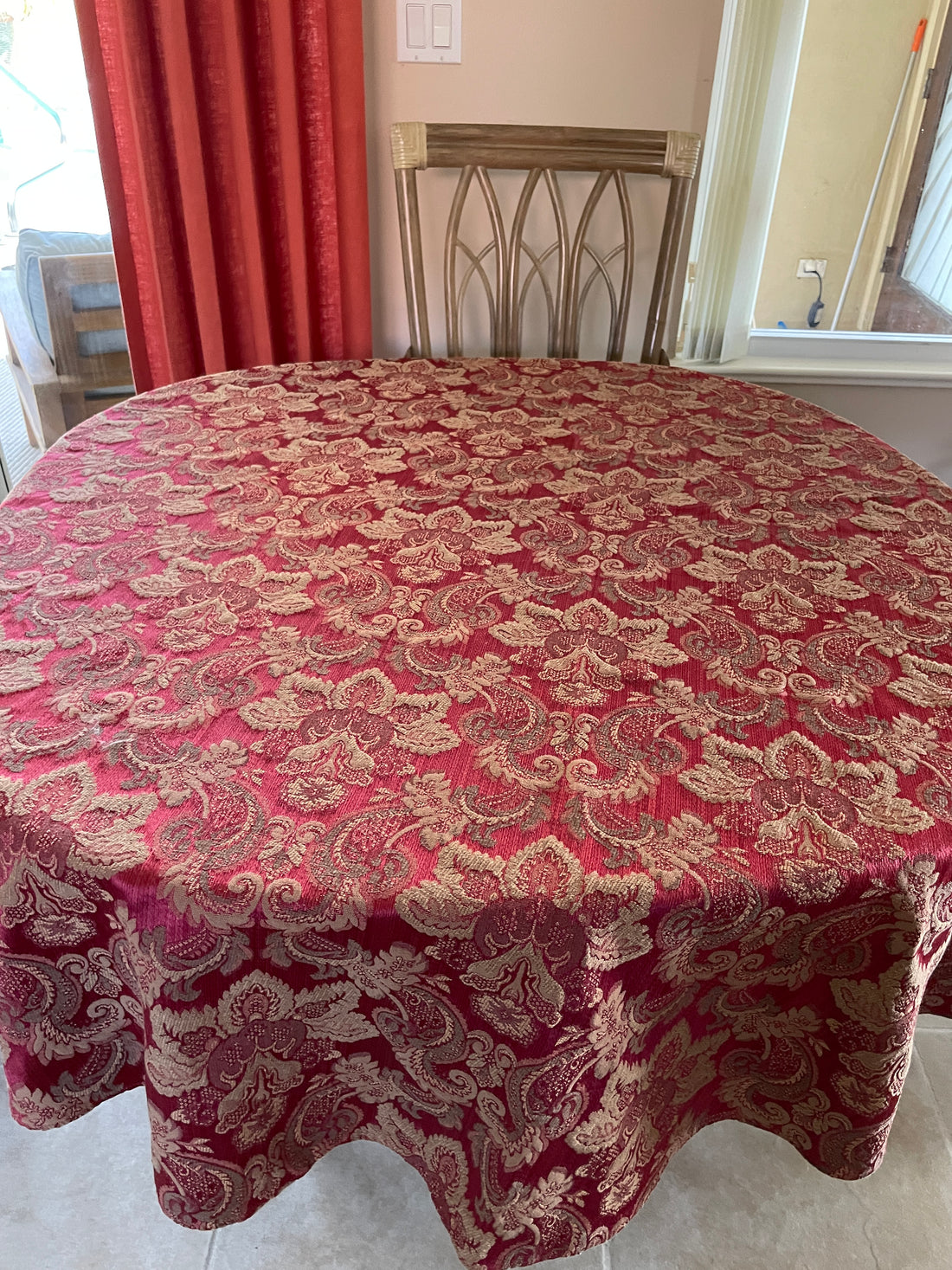 90s Vintage Cotton Poly Brocade Floral Paisley Burgundy Round Table Cloth 68 x 68”