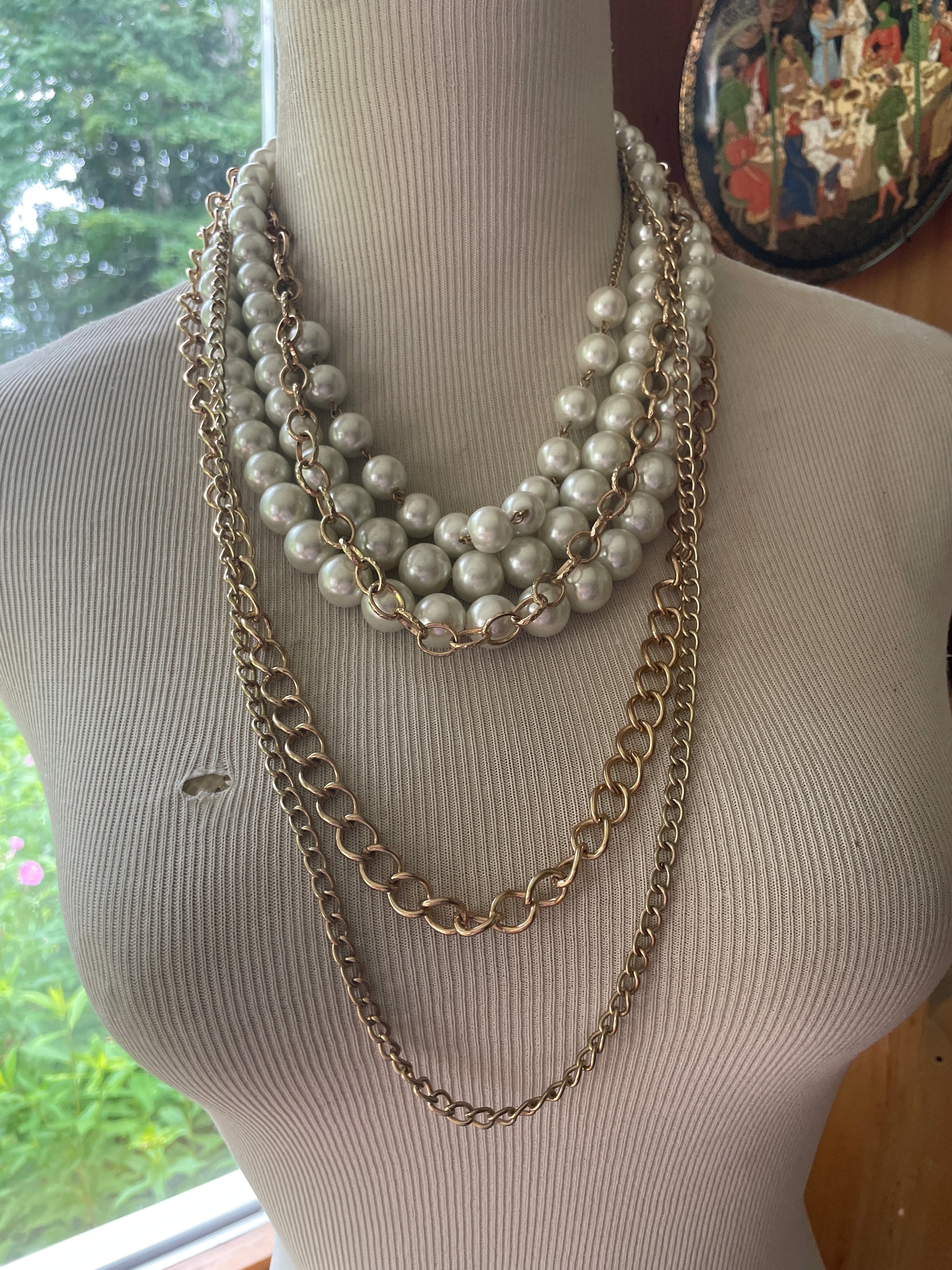  2000s Draped Gold Tone Chains Faux Pearl Costume Necklace