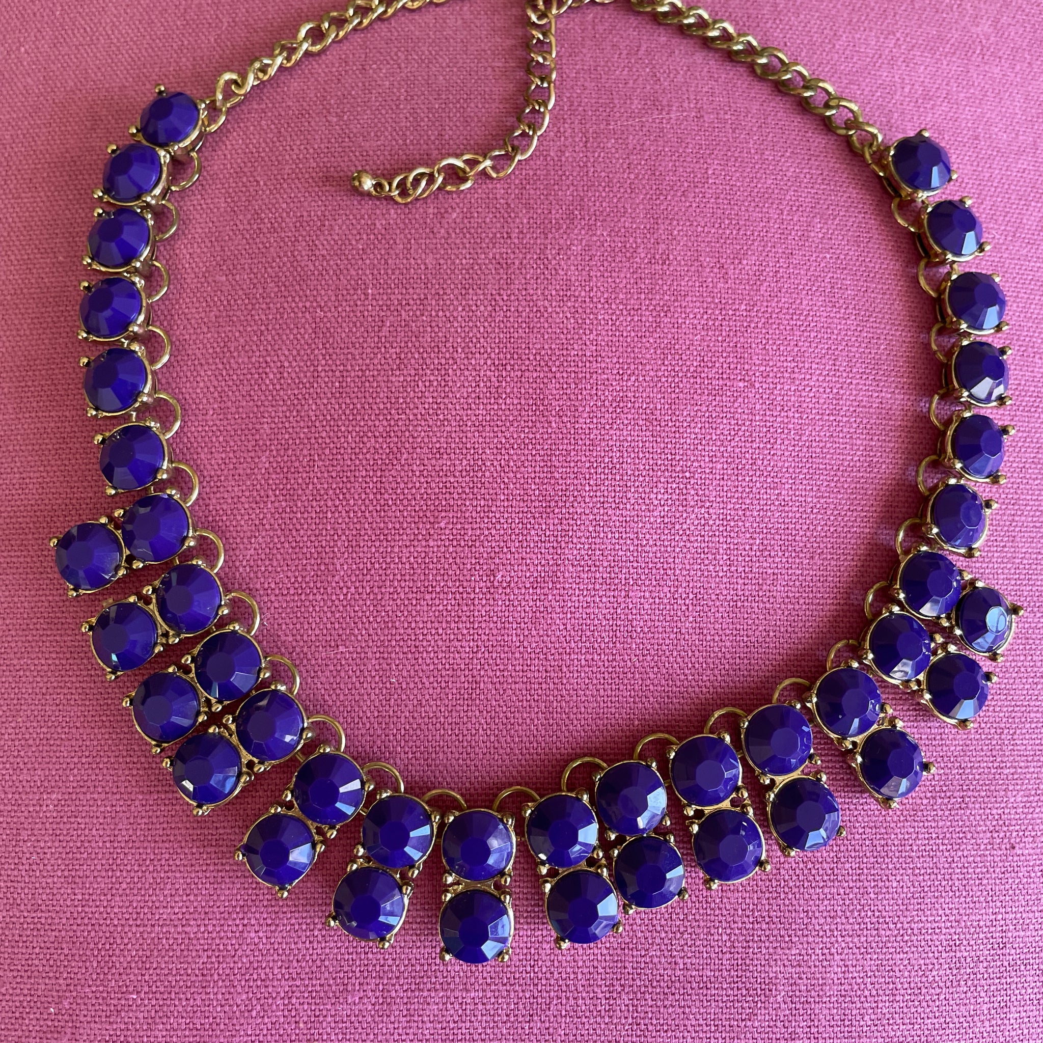 90s Gold Tone Purple Glass Beads Classic Necklace