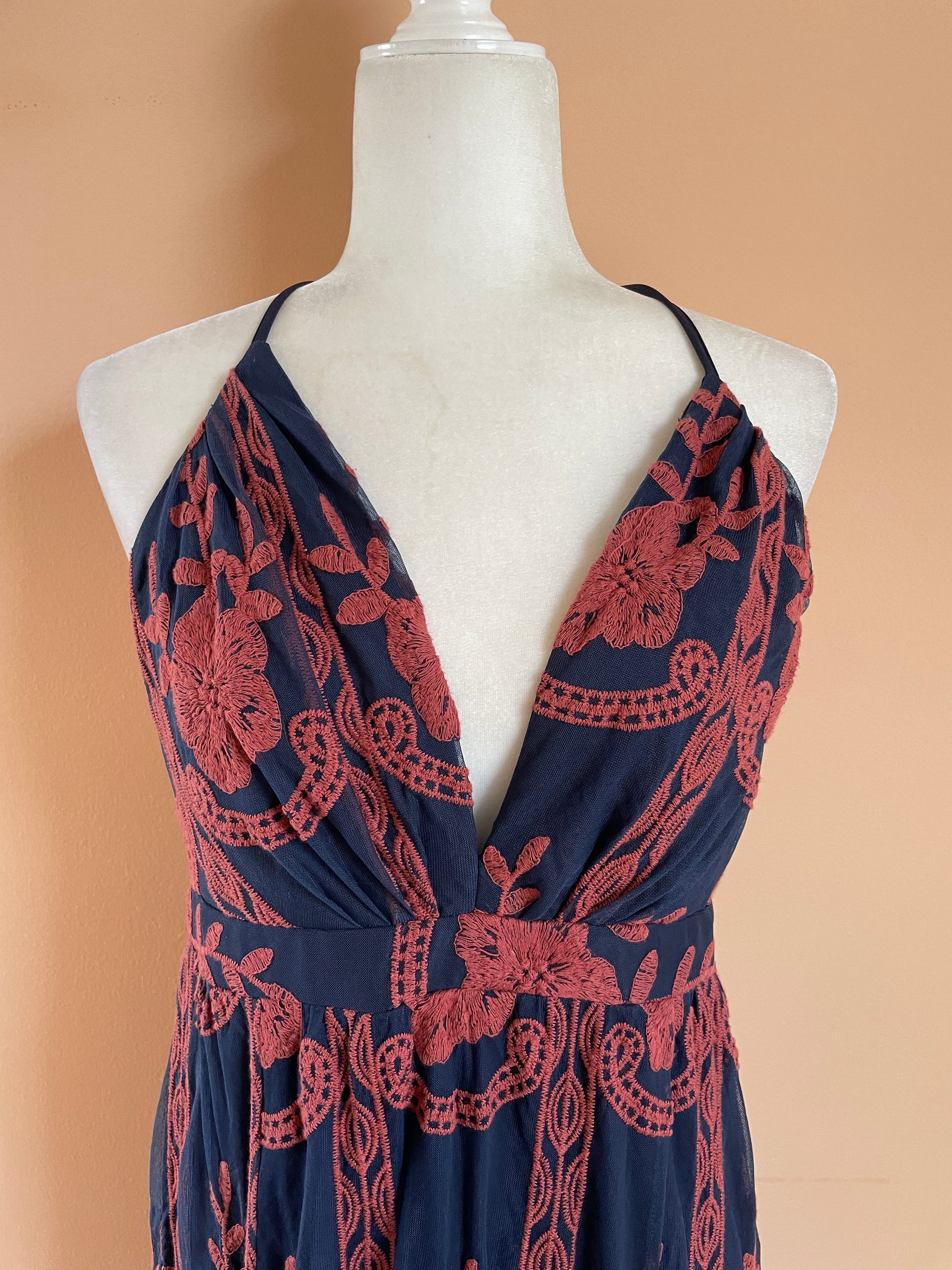  90s Stunning Floral Embroidery Navy Vintage Maxi Dress M