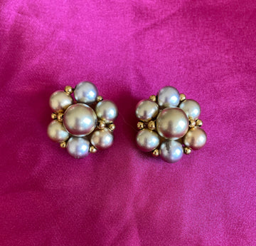 50s Vintage Beautiful Beaded Clip Earrings