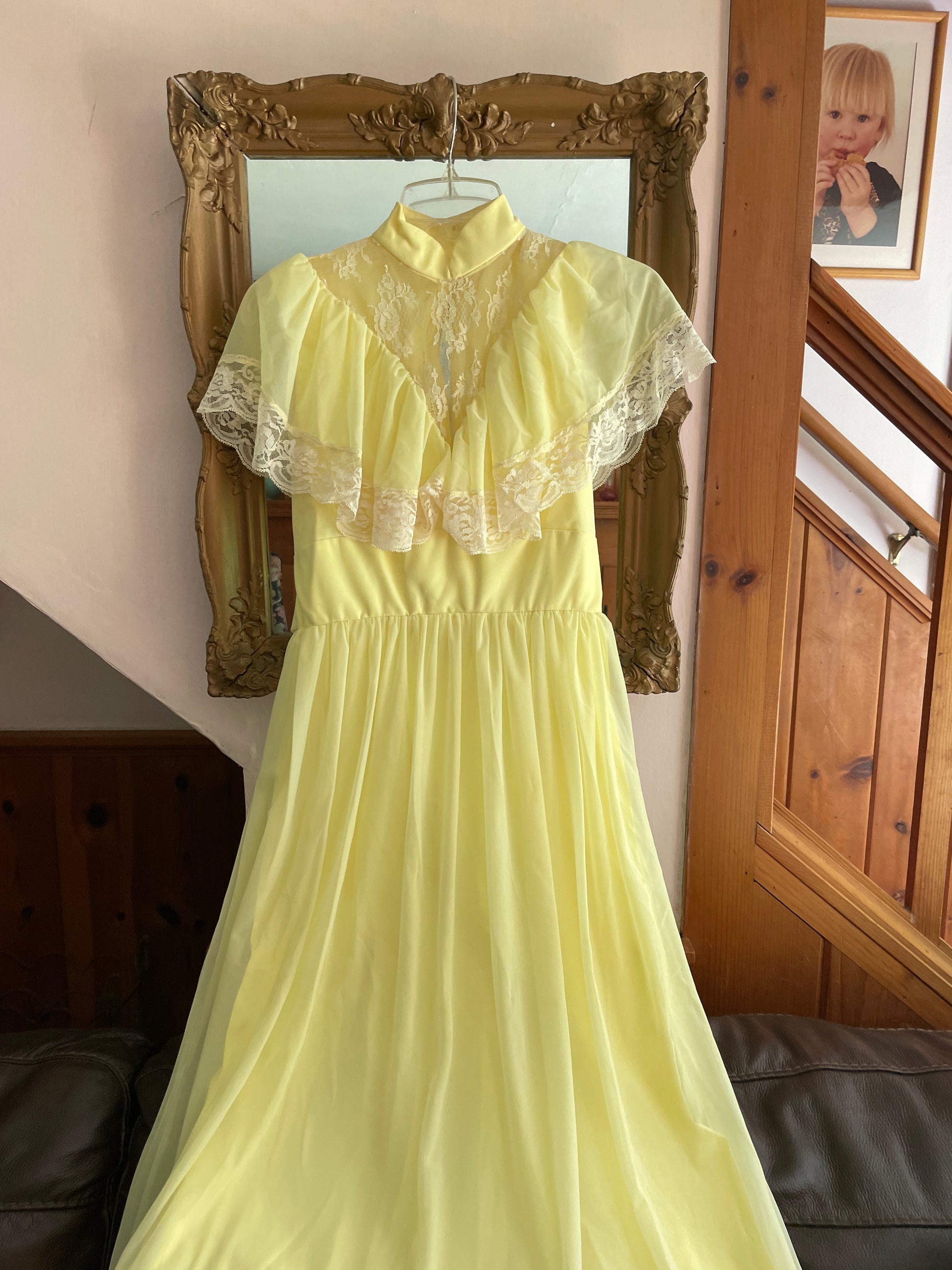  70s Lovely Yellow Sheer Poly Chiffon Lined Lace Bodice Ruffles Tie Back Vintage Prairie Dress S