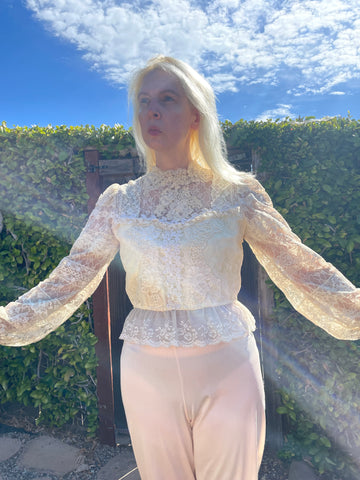 Mid Century Handmade Floral Lace Amazing Bead Work Rare Blouse. Sm