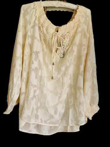 2000s Off White Sheer Abstract Gold Detail Print Crochet Top        Plus size