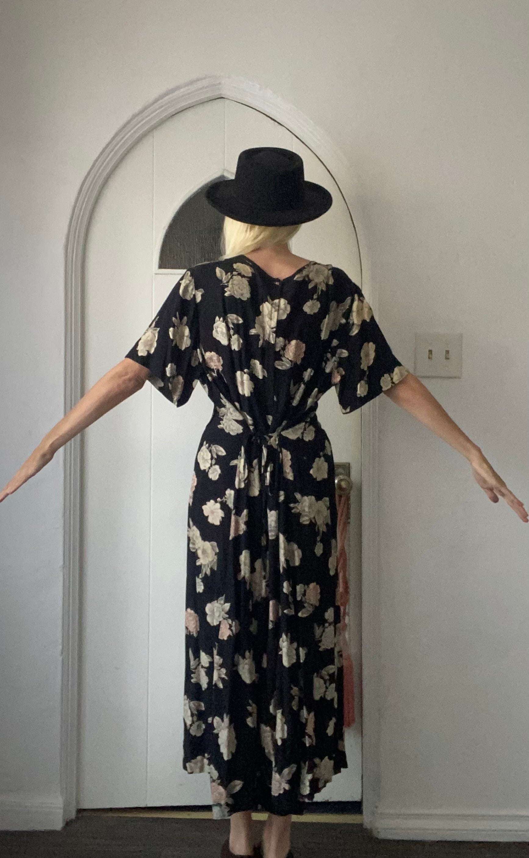  90s Vintage Black Rays Floral Print Tie Belt Long Dress X/L