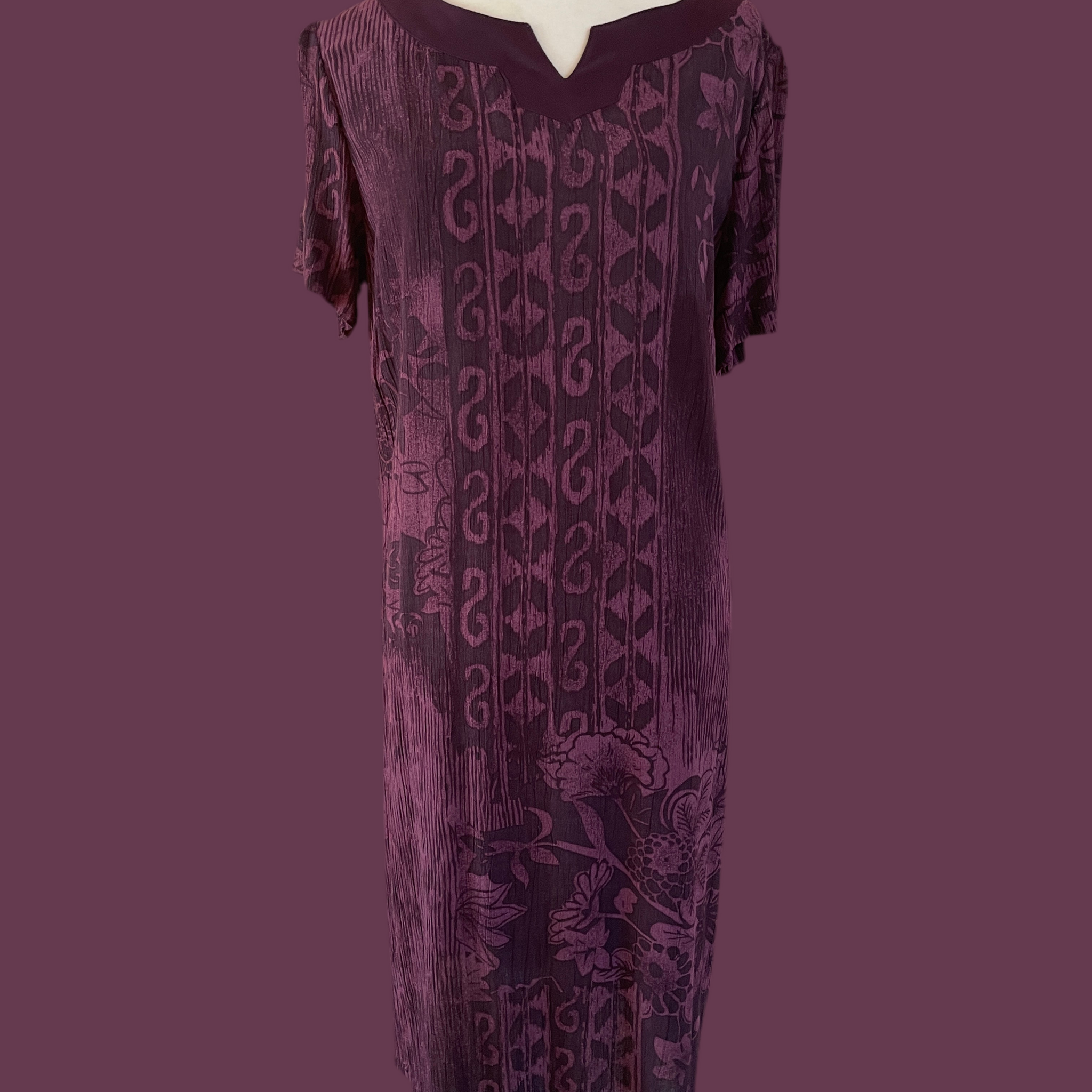 2000s Short Sleeve Purple Floral Design Maxi Dress. L