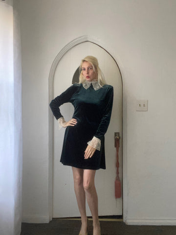 90s Vintage Forest Green Velvet Lace Doily’s High Collar Dress M