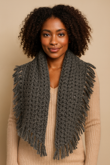 2000s Hand Knit Fringed Winter Circle Scarf.