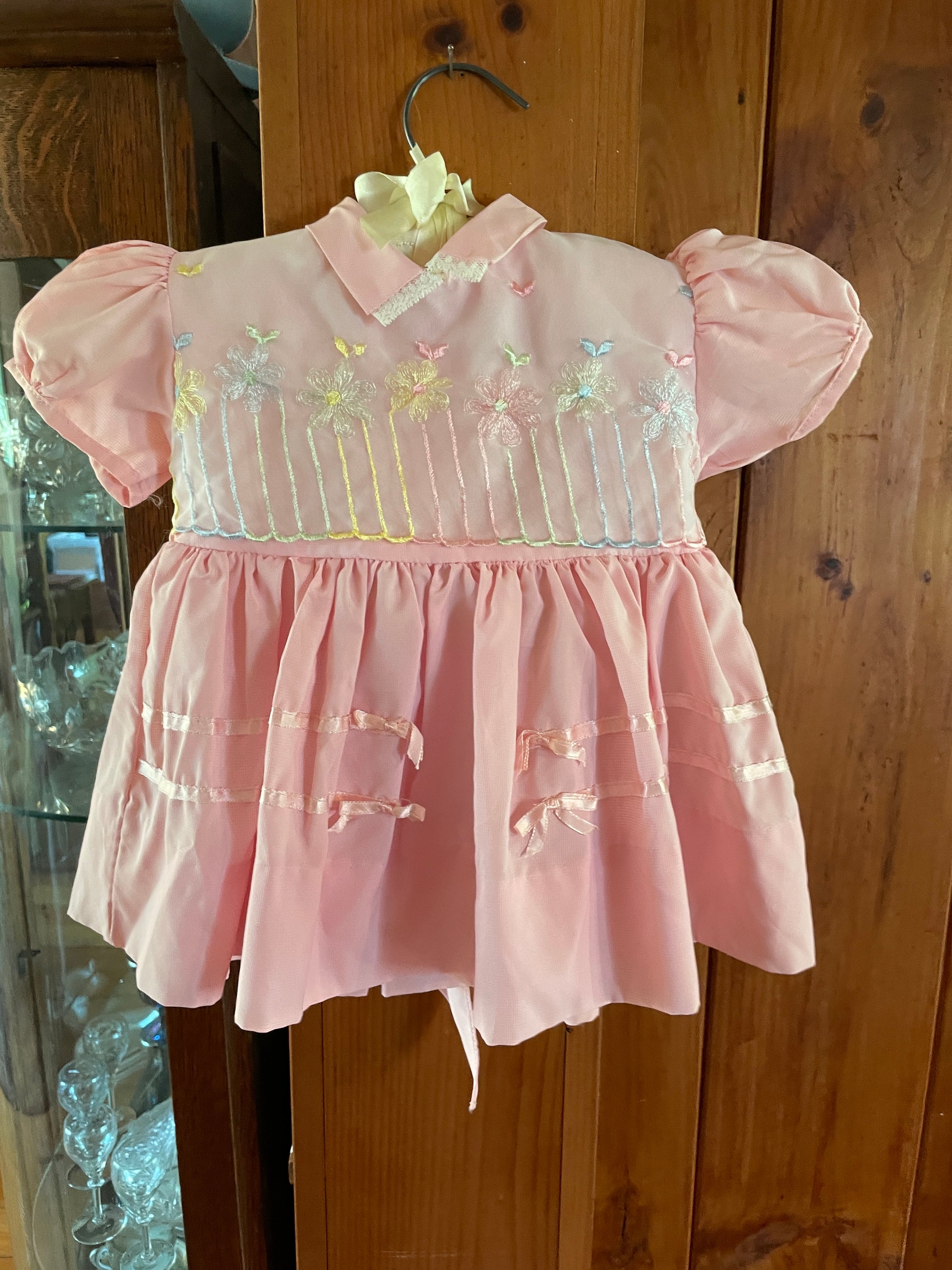  Vintage 90s Pretty Pink Cotton Lace Ribbon & Bows Floral Embroidery Sweet Baby Dress Size 1