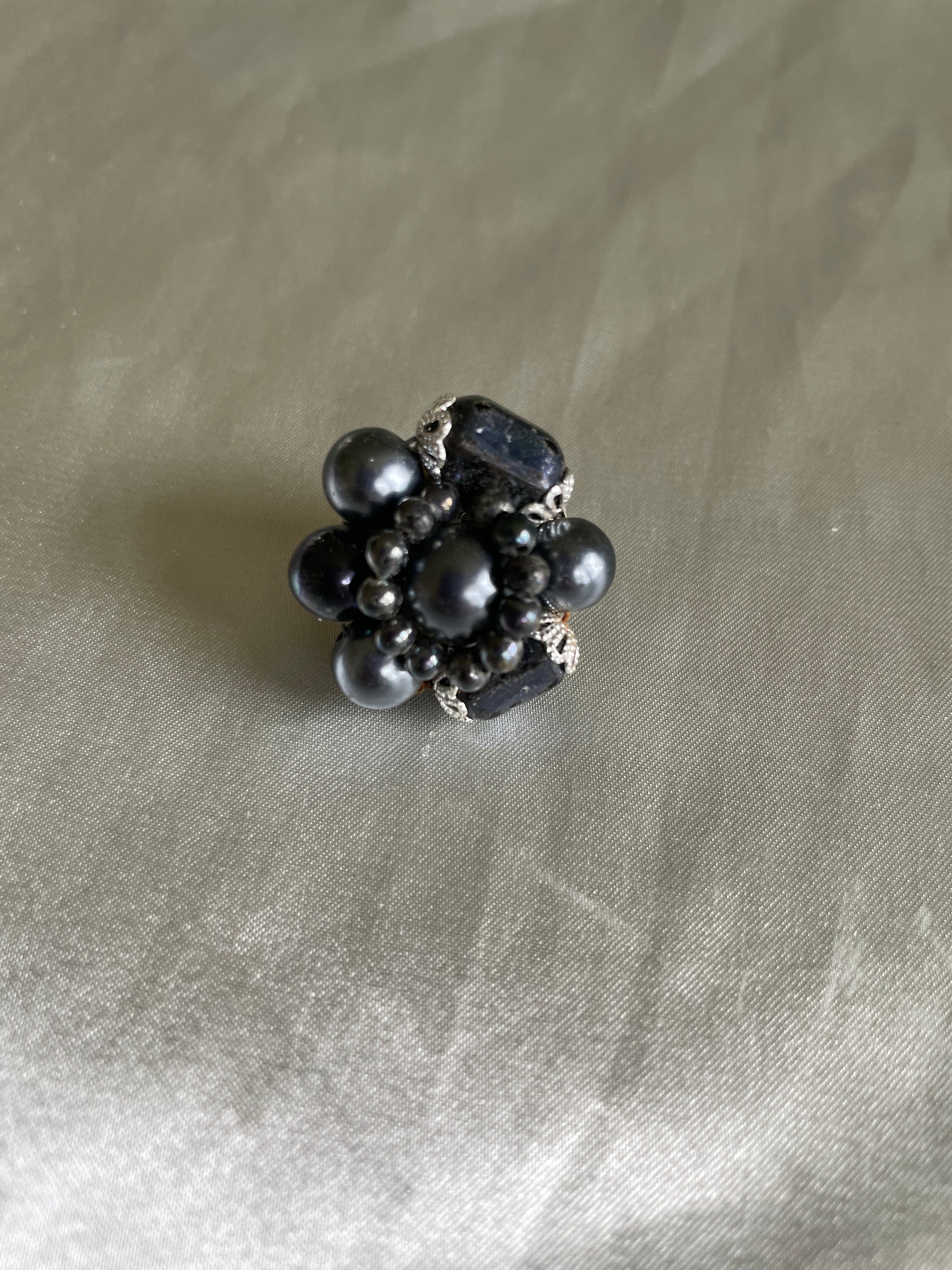  50s Gray Cluster Beaded Flower Clip Earrings