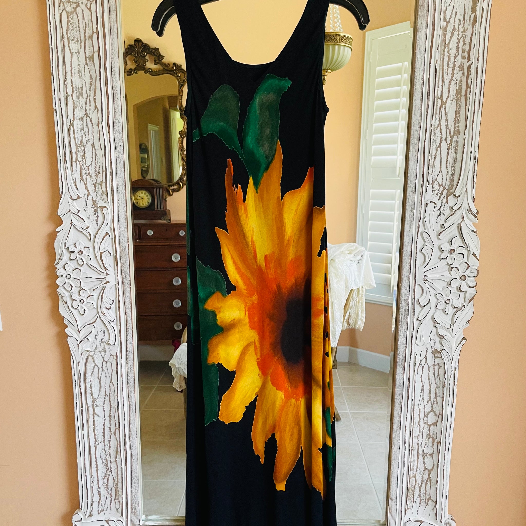 90s Artsy Black Rayon Sun Flower Painterly Long Dress. Sm