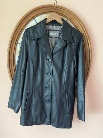 90s Vintage Women’s Classic Black Leather Jacket. M