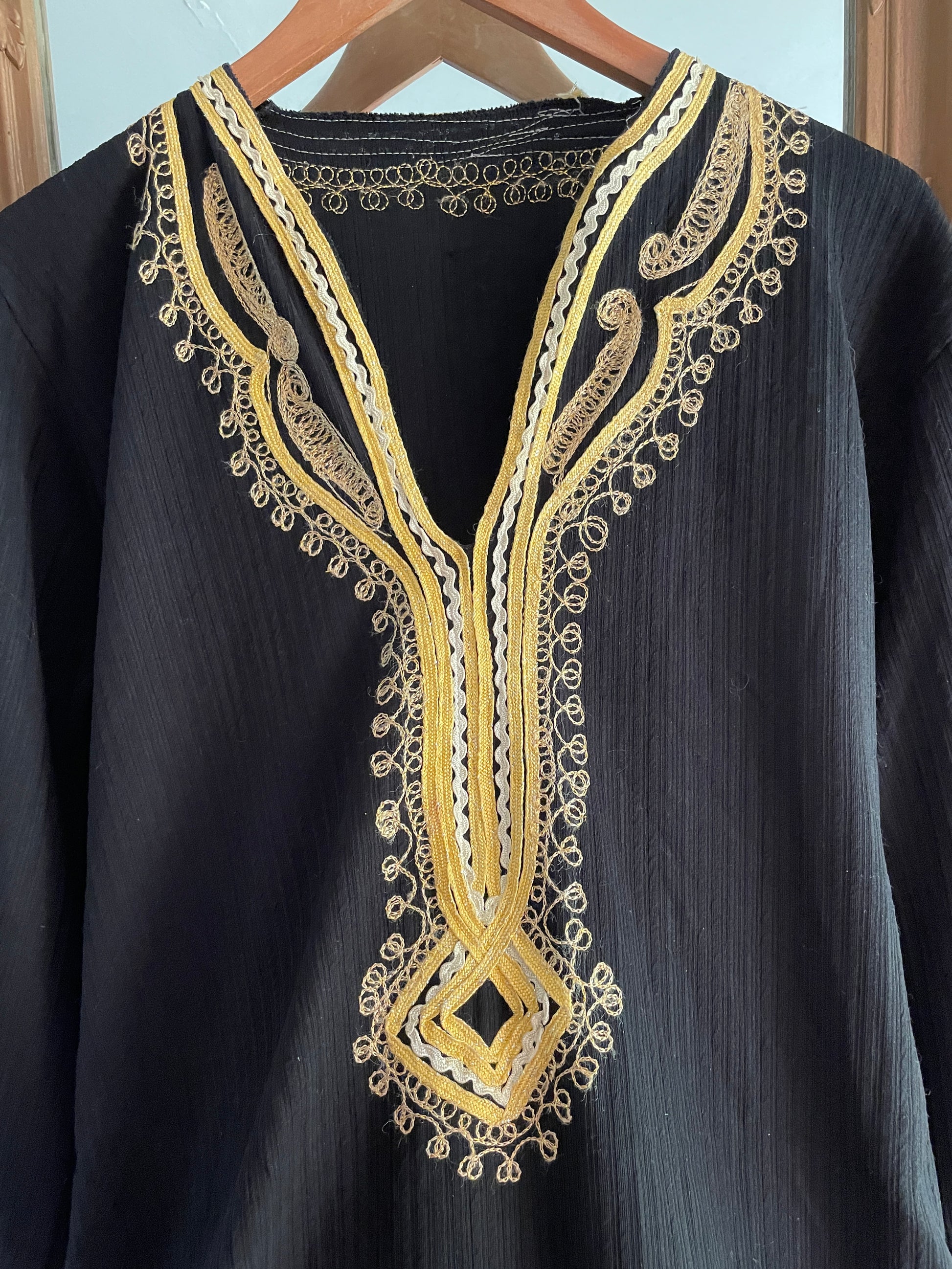  80s Vintage Black Cotton Gold  Braided Trim Side Slits Boho Long Lounge Caftan M