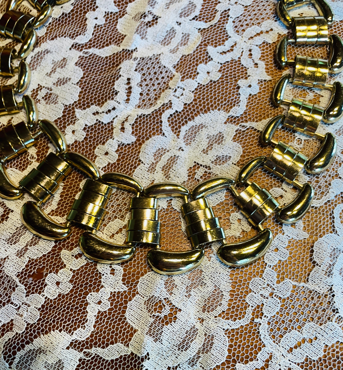80s Vintage Gold Tone Link Statement Choker Necklace