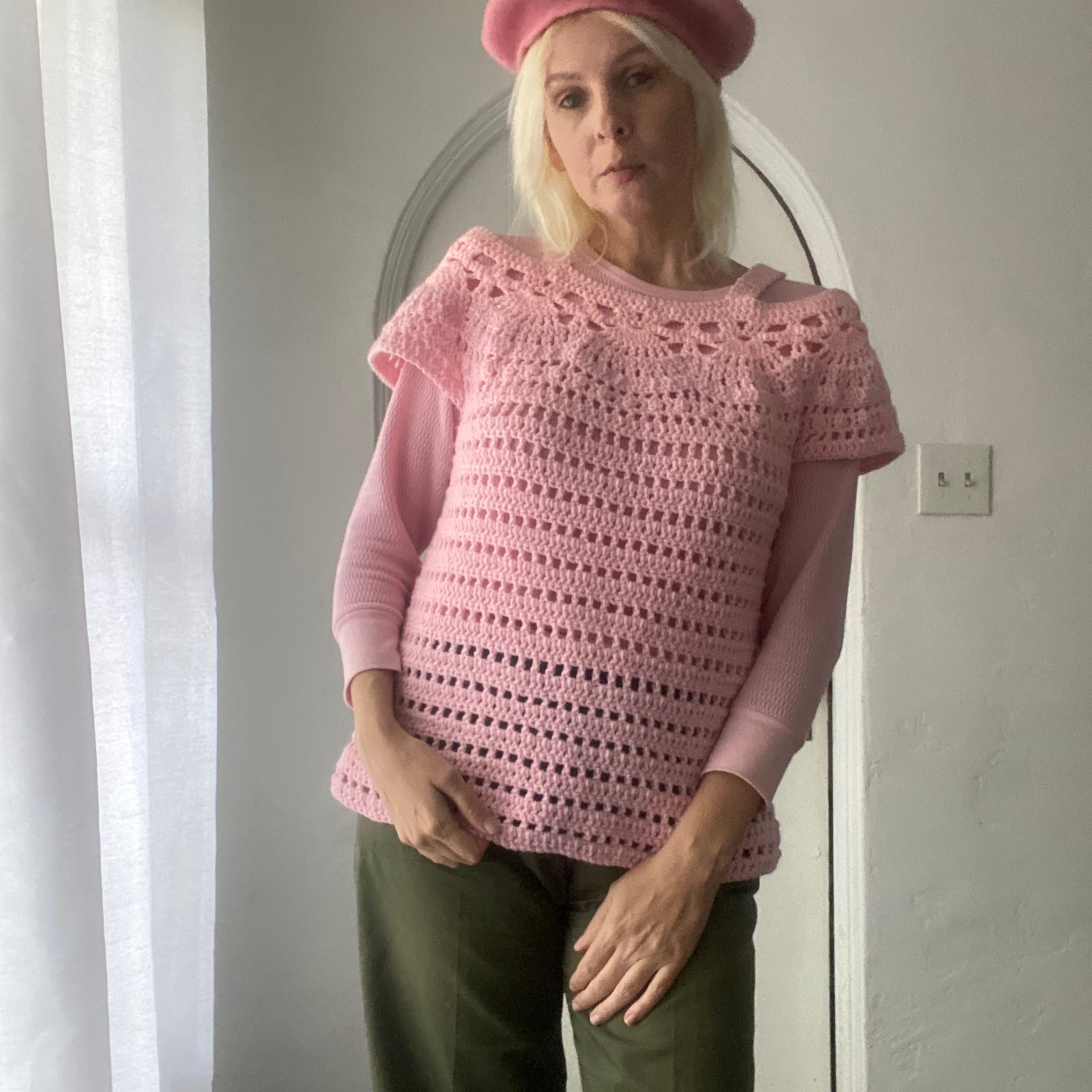 Vintage 90s Handmade Pink Crochet Acrylic Wool Blend Sweater M