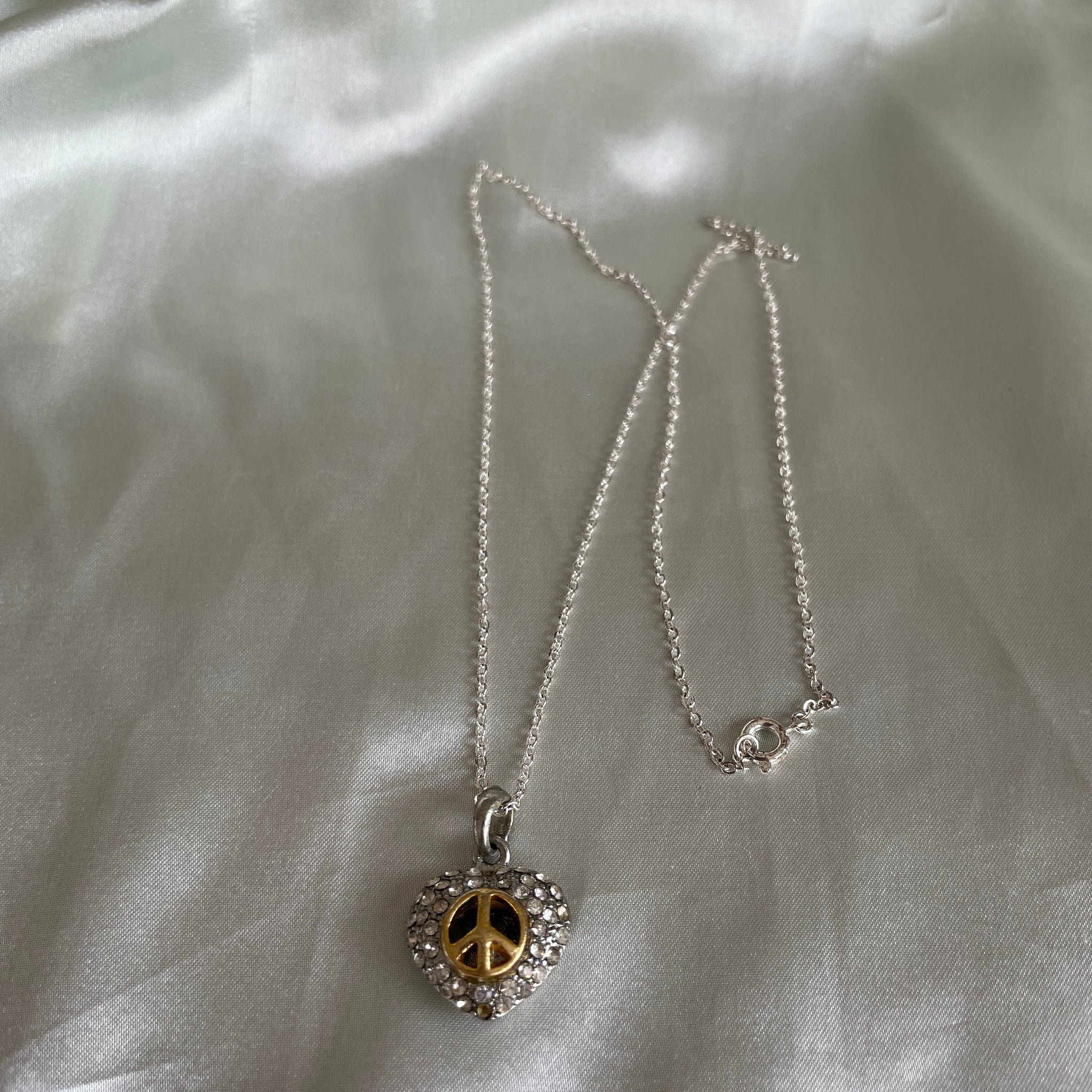 Delicate Silver Chain 2000s Heart Peace Sign Pendant Necklace