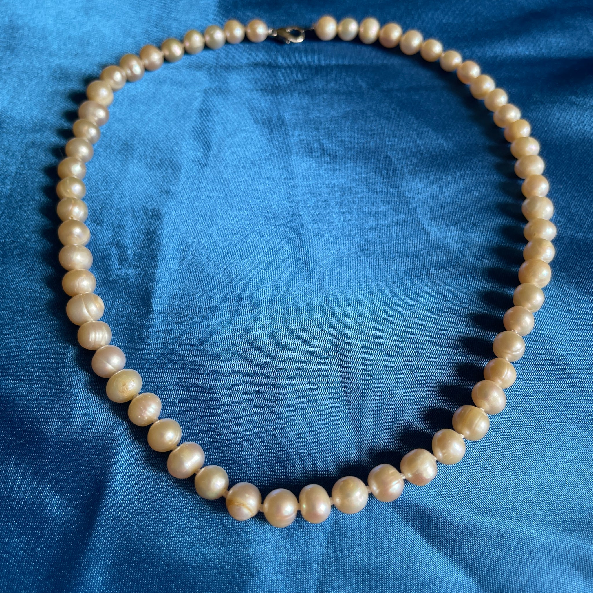 90s  White Glass Faux Pearl Hand Strung Necklace