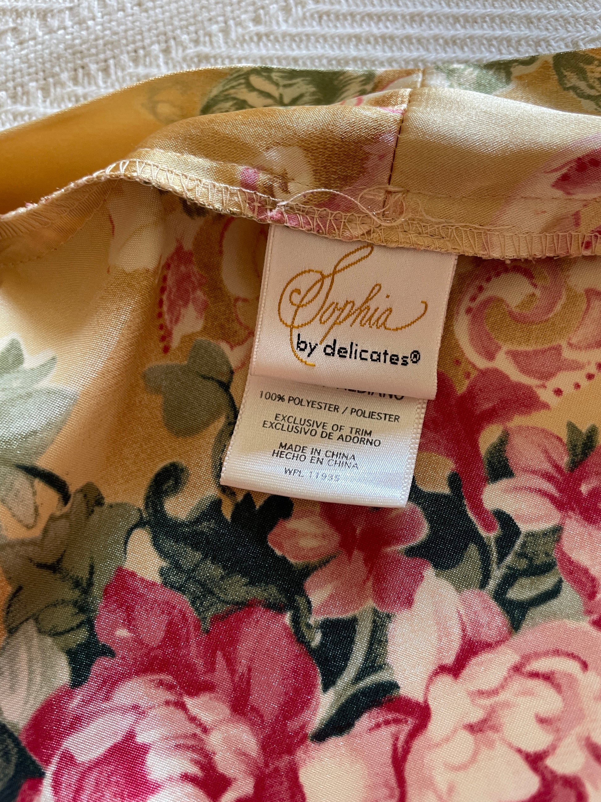  90s Golden Floral Print Sophia Delicates Silky Wrap Lingerie Robe M