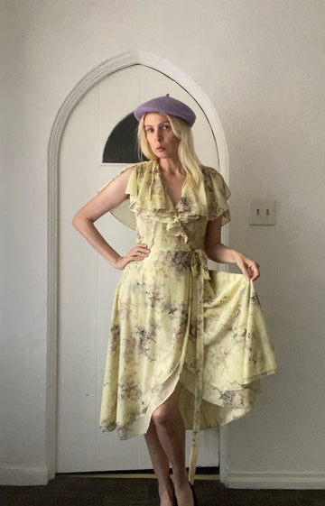 Vintage 70s Handmade Lovely Floral Print Fairytale Angel Cape Wrap Midi Dress M