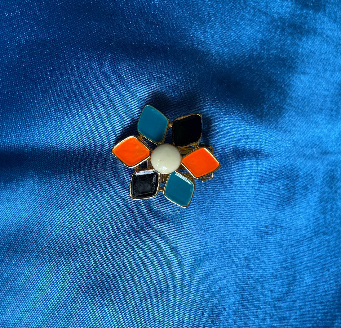 80s Vintage Avon Colorful Flower Design Enamel Clip Earrings