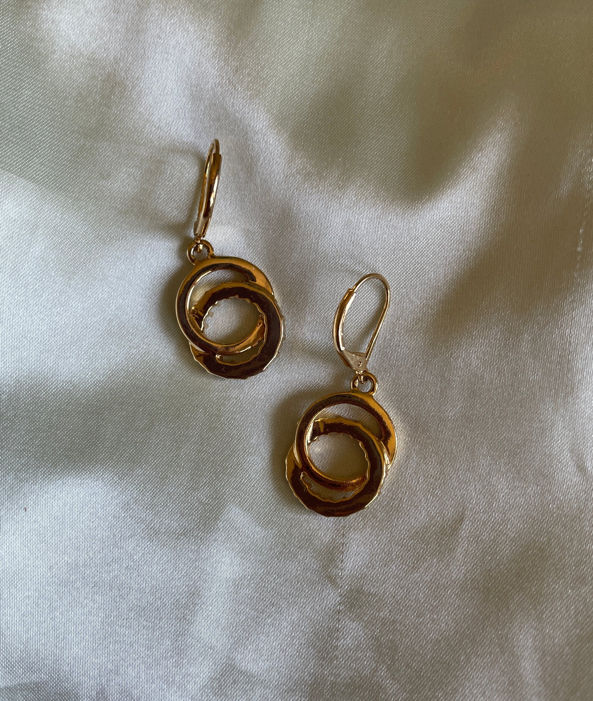  2000s Gold Tone Double Circle Iridescent Crystal Lever Back Pierced Earrings