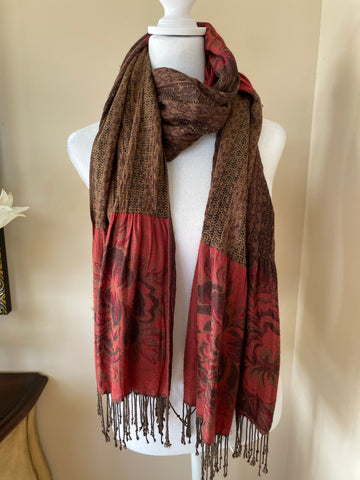 Vintage 70s Rayon Floral Design Fringed Wrap Scarf