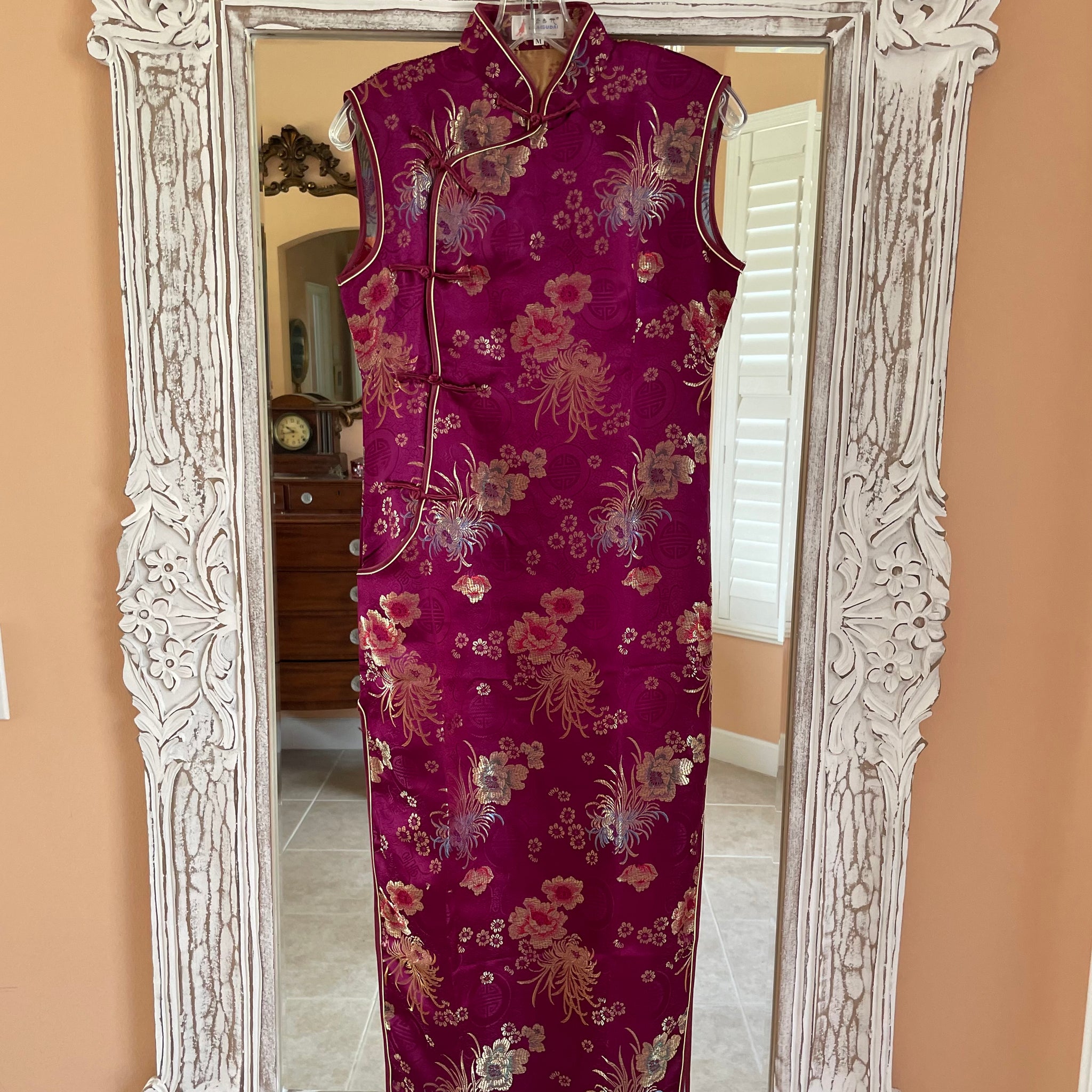 Vintage 70s Silky Floral Traditional Chemise Midi Dress S/M