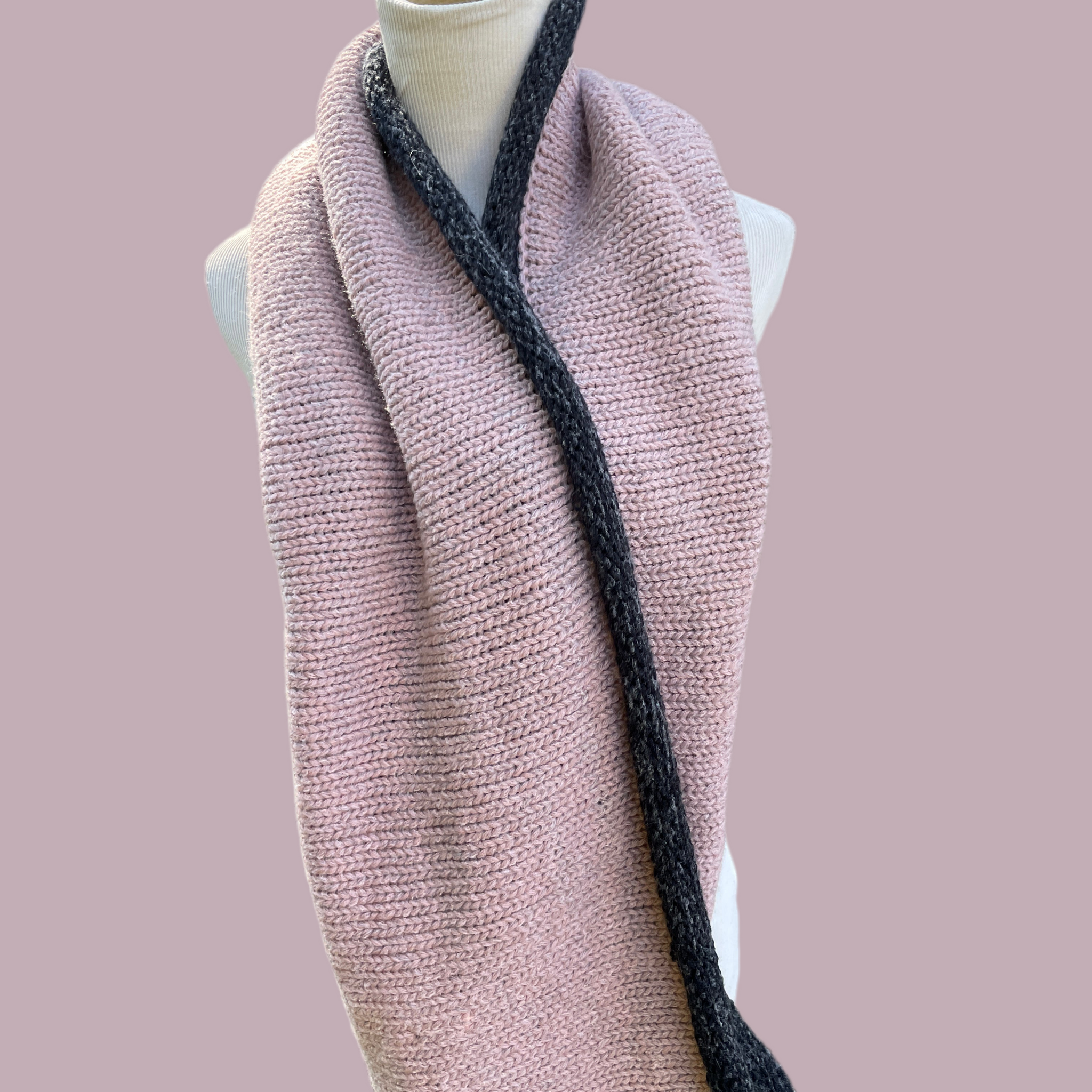 2000s Cotton Gray Mauve Knit Winter Circle Scarf