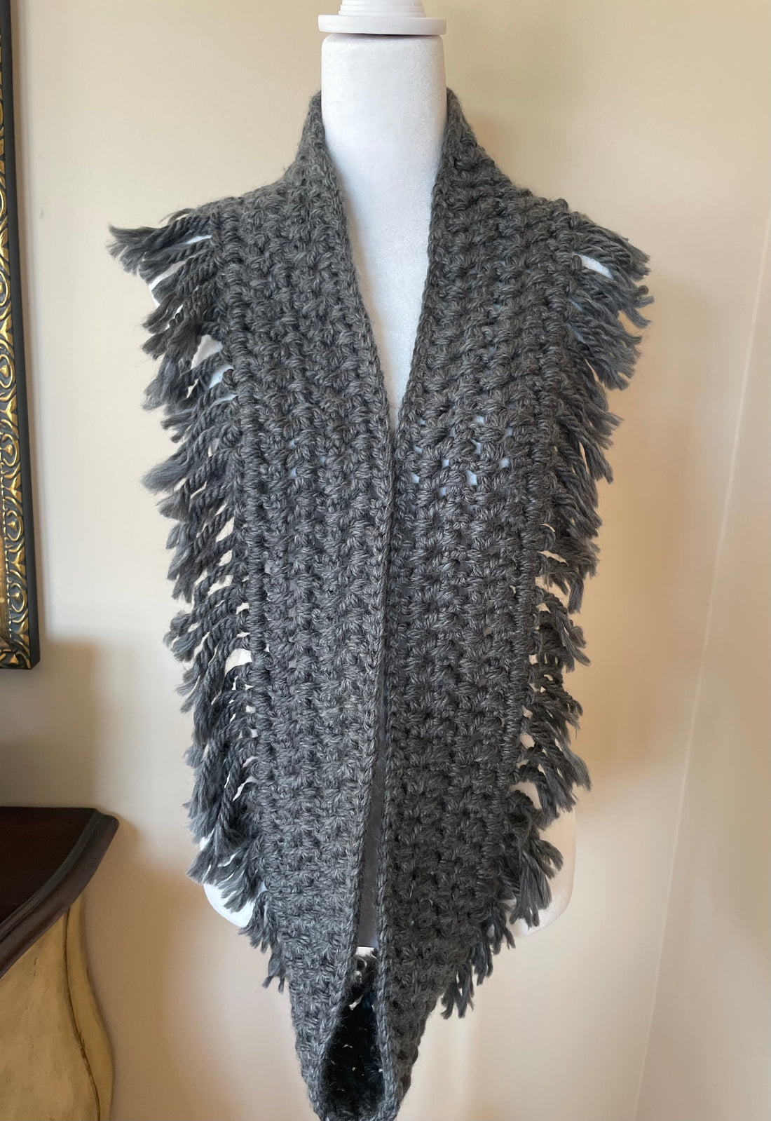2000s Hand Knit Fringed Winter Circle Scarf.