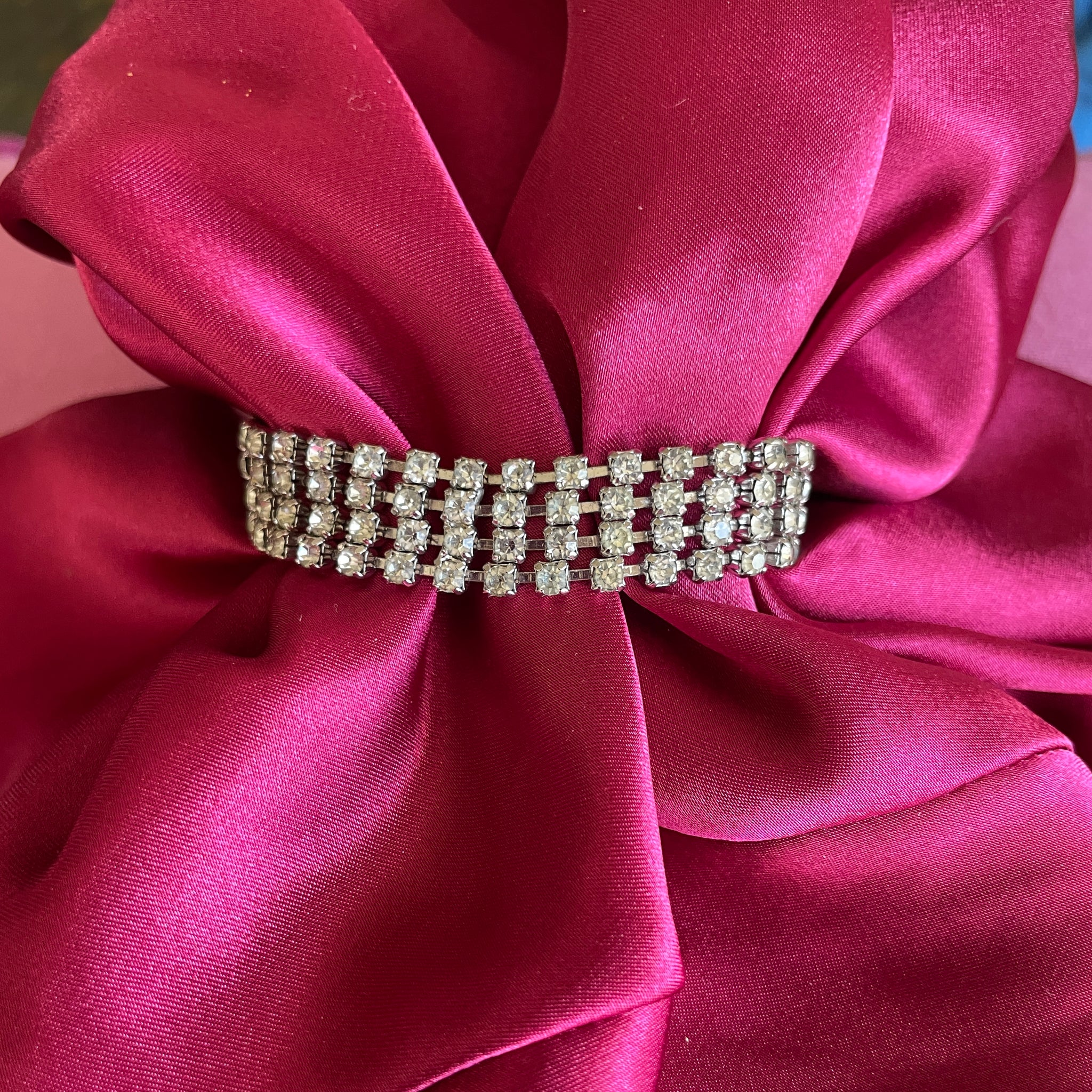 80s Vintage Lovely Rhinestone Bracelet