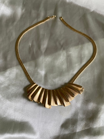 90s Vintage Gold Tone Bar Fan Design Choker Necklace