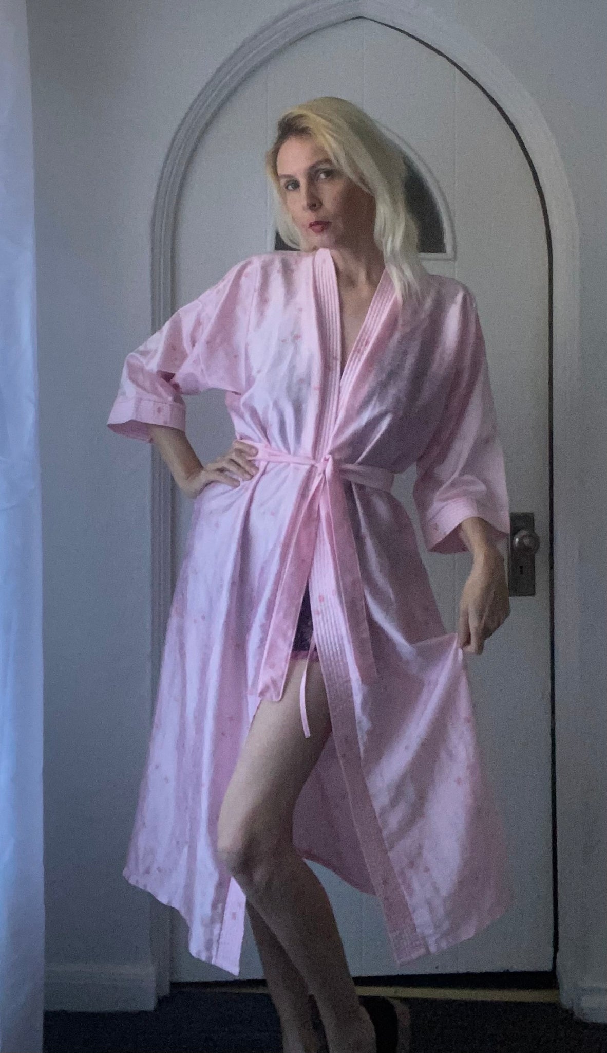 Vintage 80s pink wrap robe