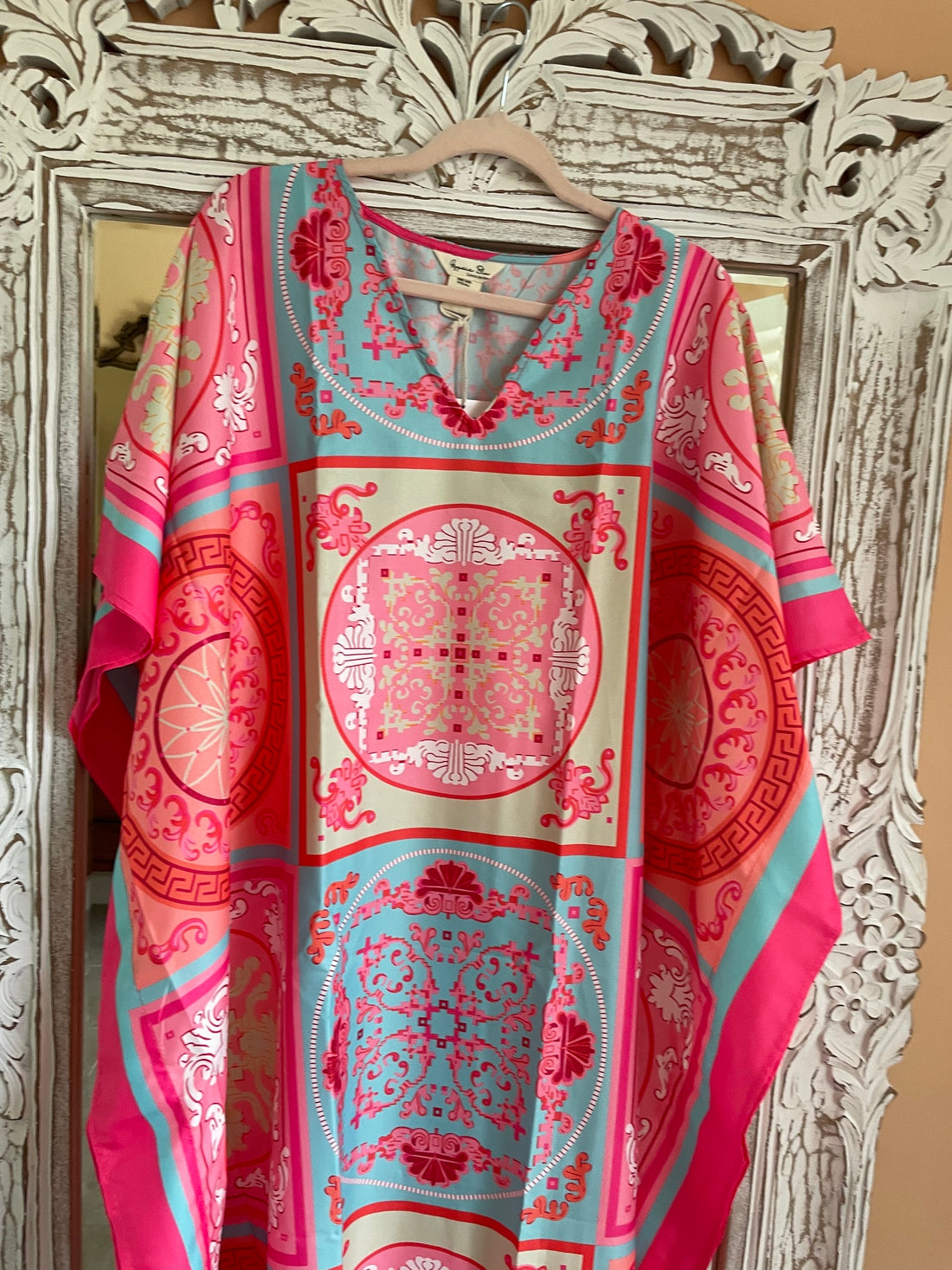 Magic of Flowing Maxi Kaftans. Resort Wear Lounge Beach Caftan Dress. Relaxed Loose Fit