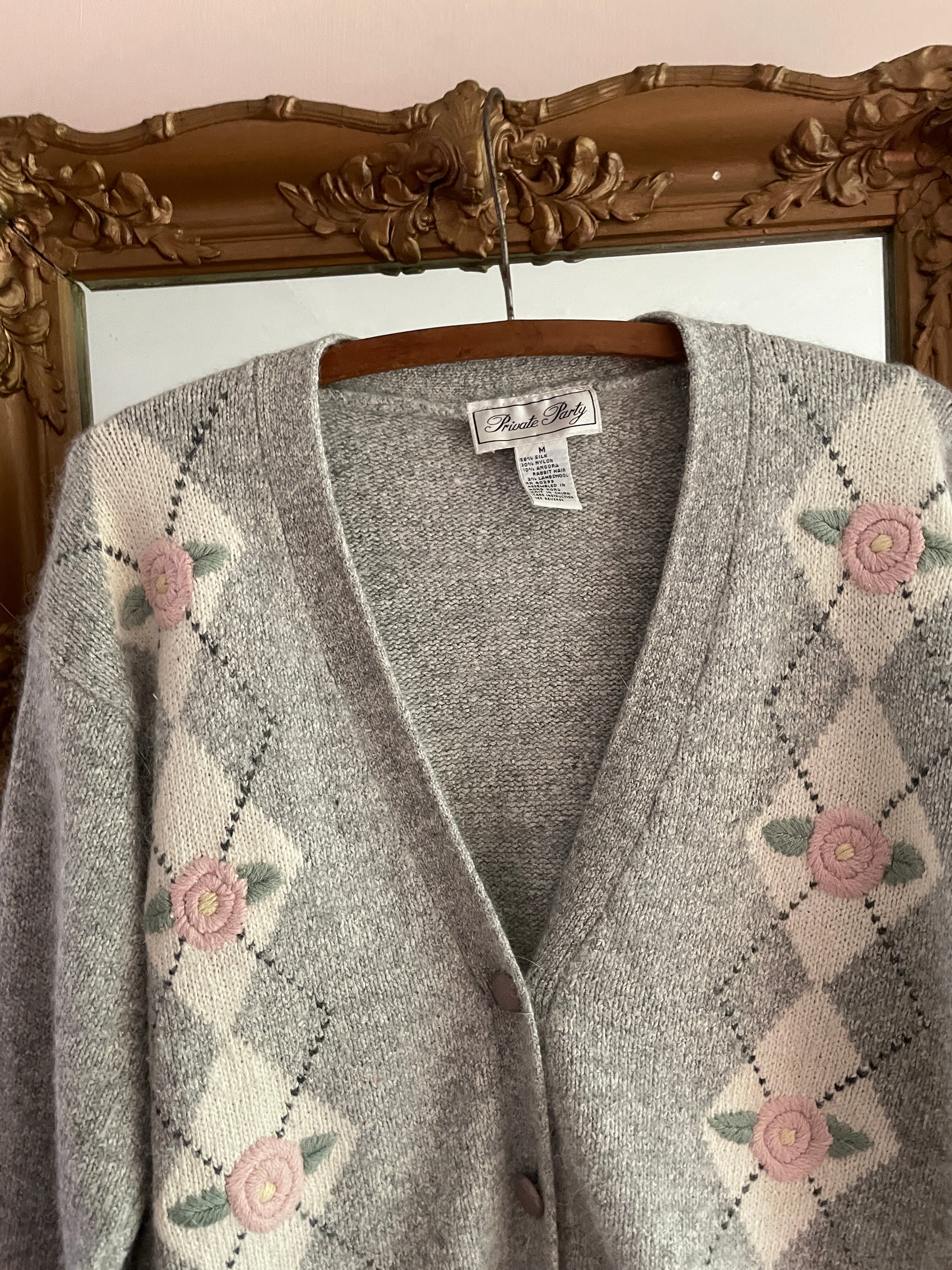  70s Vintage Silk Floral Design Gray Cardigan Sweater