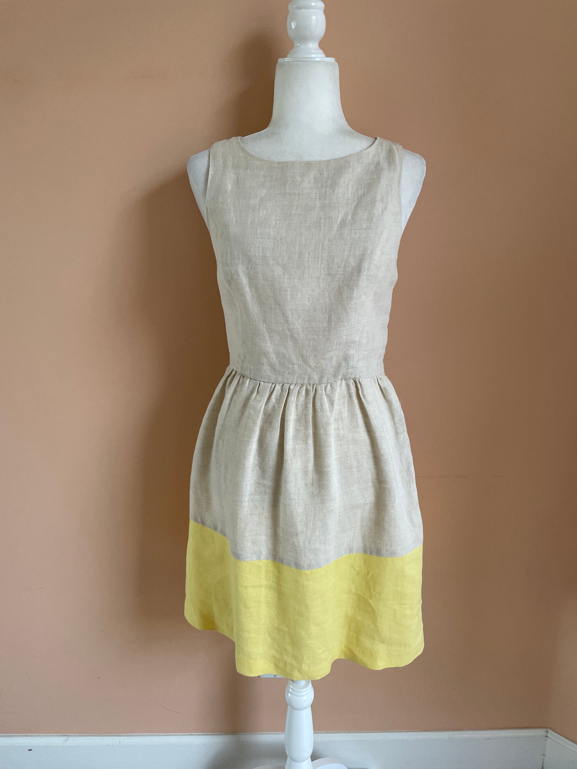 1990's linen vintage dress 90s Vintage Beige Linen Sleeveless Classic Day Dress S