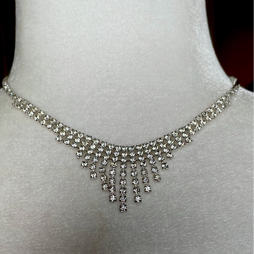 Liquid rhinestone necklace